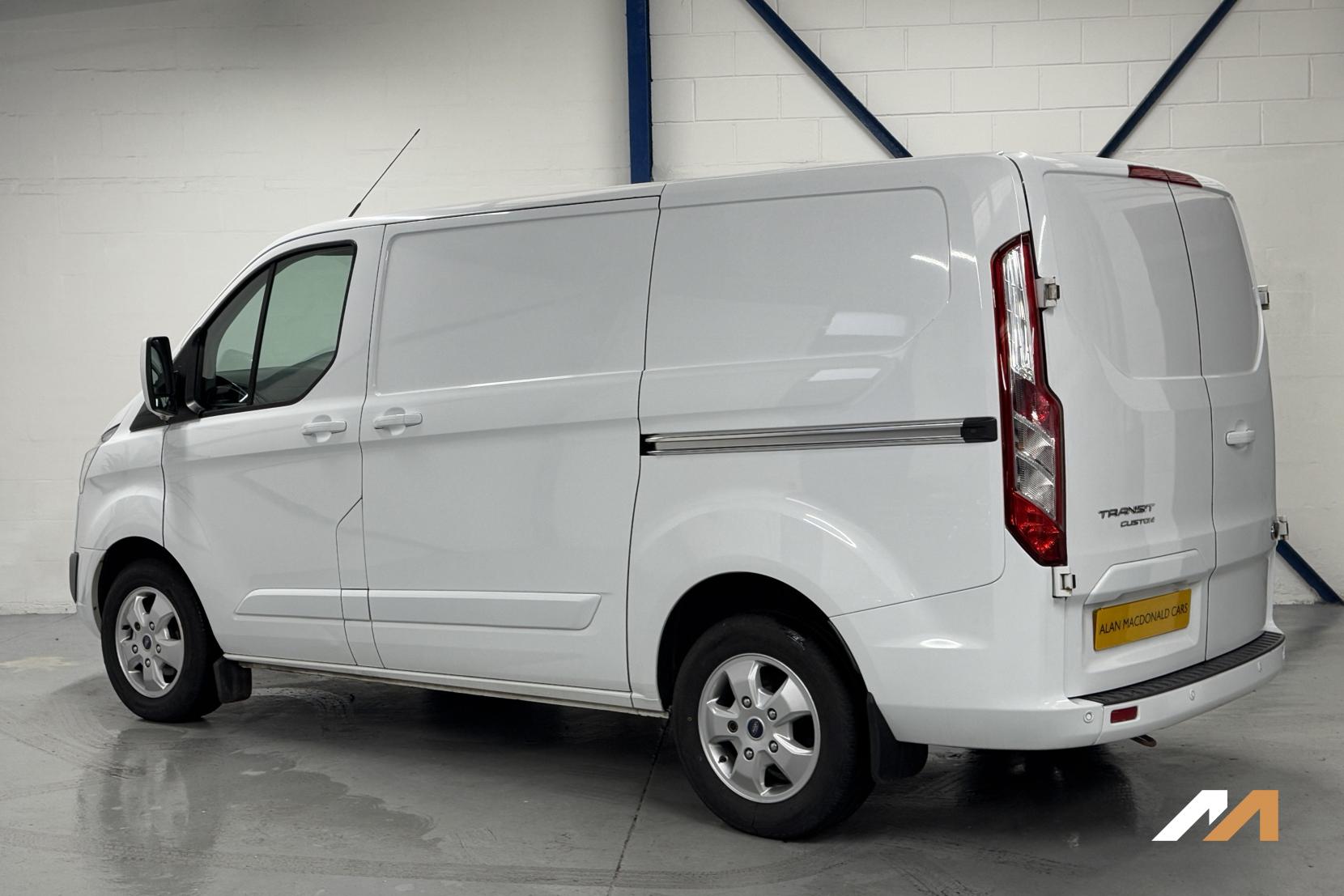 Ford Transit Custom 2.0 TDCi 270 Limited Panel Van 5dr Diesel Manual L1 H1 (157 g/km, 128 bhp)