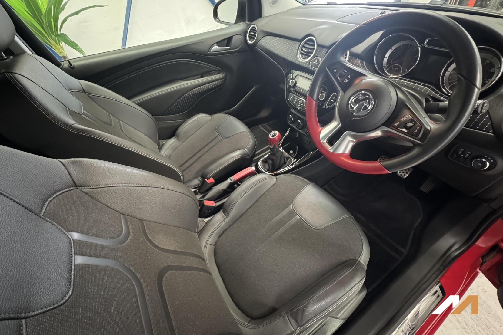 Vauxhall ADAM 1.4 16v SLAM Hatchback 3dr Petrol Manual Euro 5 (100 ps)