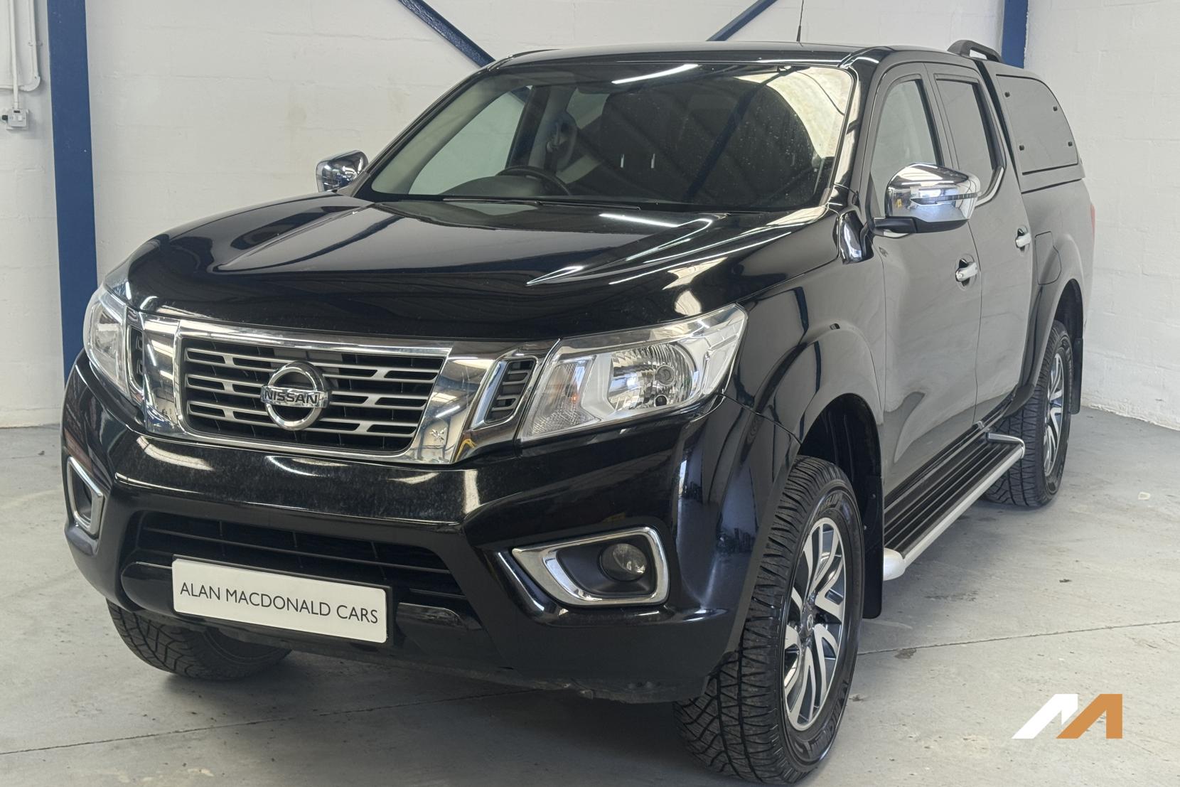 Nissan Navara 2.3 dCi N-Connecta Pickup Double Cab 4dr Diesel Manual 4WD Euro 6 (s/s) (190 ps)