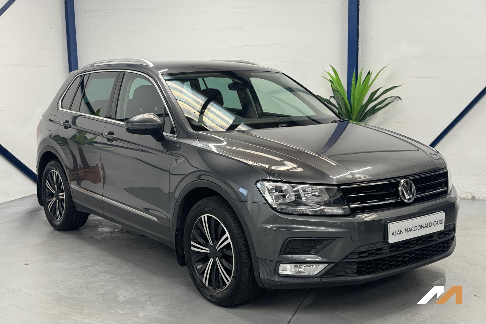 Volkswagen Tiguan 2.0 TDI BlueMotion Tech SE Navigation SUV 5dr Diesel DSG Euro 6 (s/s) (150 ps)