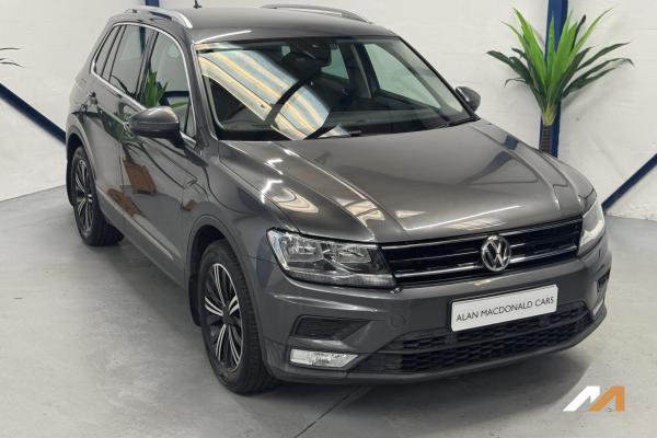 Volkswagen Tiguan 2.0 TDI BlueMotion Tech SE Navigation SUV 5dr Diesel DSG Euro 6 (s/s) (150 ps)