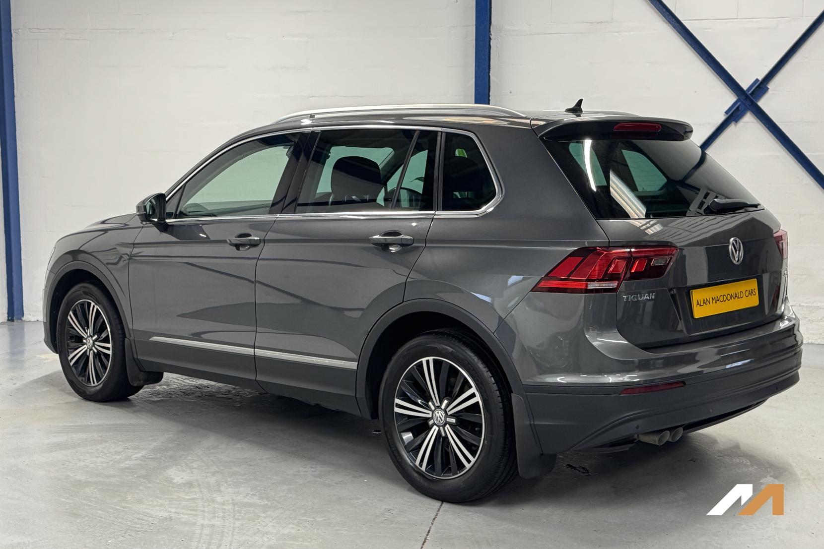 Volkswagen Tiguan 2.0 TDI BlueMotion Tech SE Navigation SUV 5dr Diesel DSG Euro 6 (s/s) (150 ps)