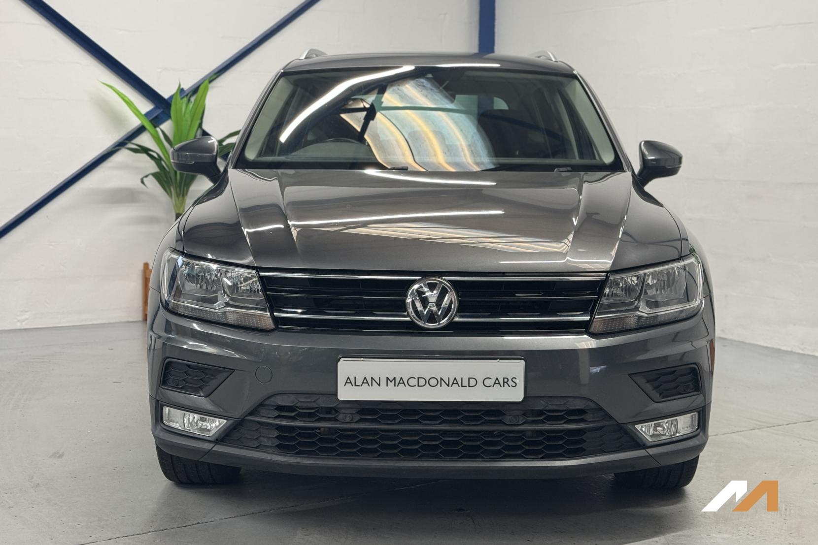 Volkswagen Tiguan 2.0 TDI BlueMotion Tech SE Navigation SUV 5dr Diesel DSG Euro 6 (s/s) (150 ps)