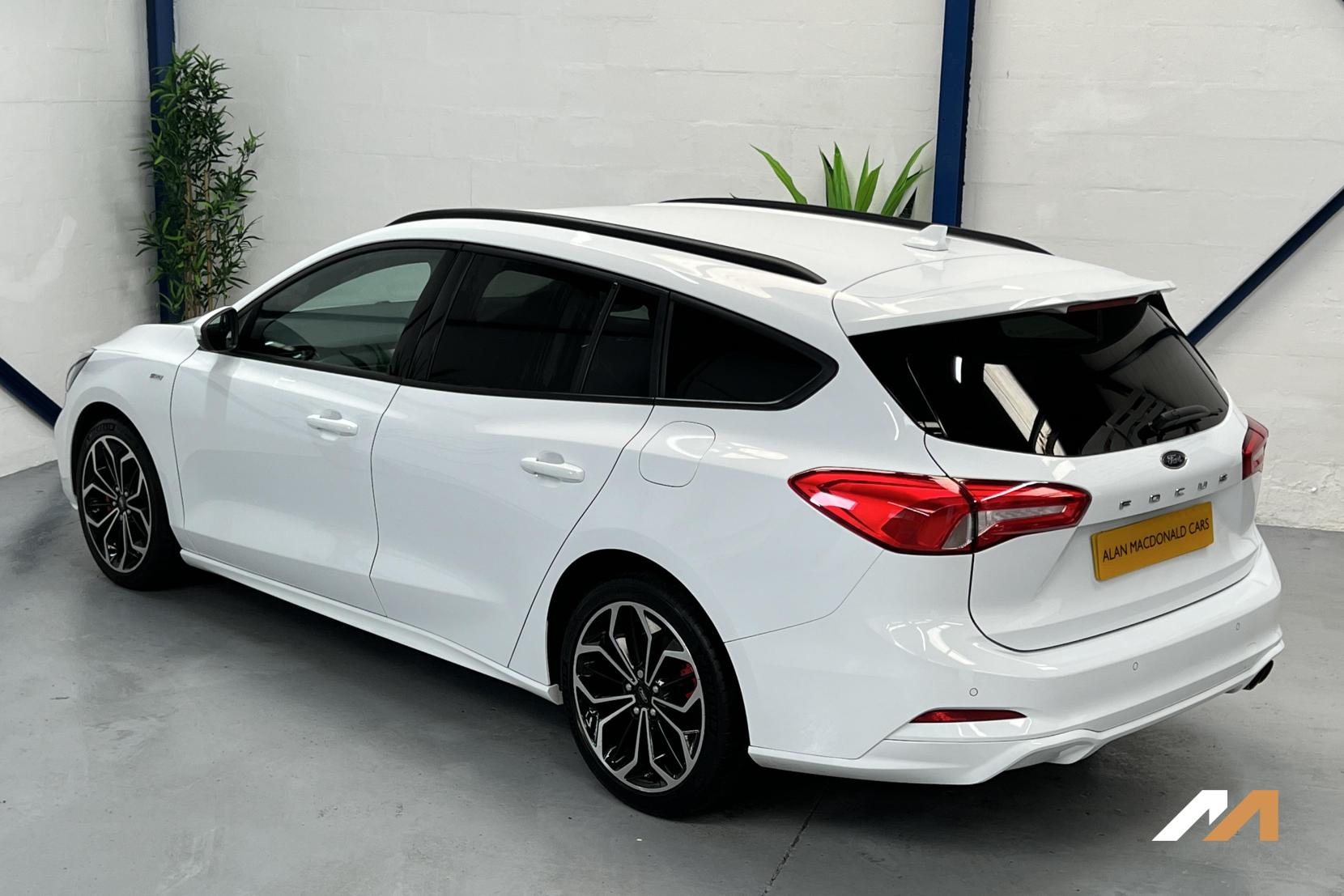 Ford Focus 1.0T EcoBoost ST-Line X Estate 5dr Petrol Manual Euro 6 (s/s) (125 ps)