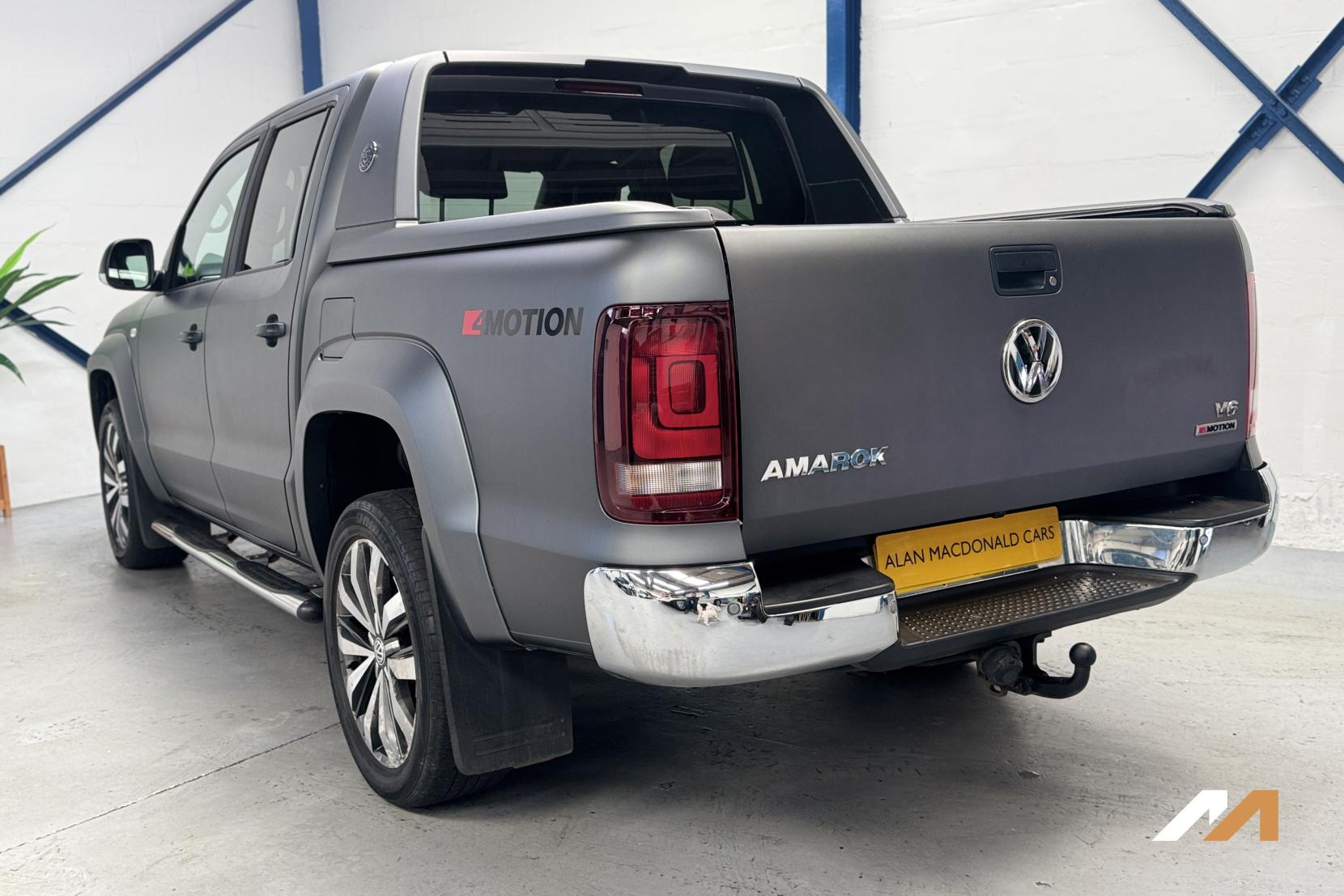 Volkswagen Amarok 3.0 TDI V6 BlueMotion Tech Aventura Pickup Double Cab 4dr Diesel Auto 4Motion Euro 6 (s/s) (224 ps)