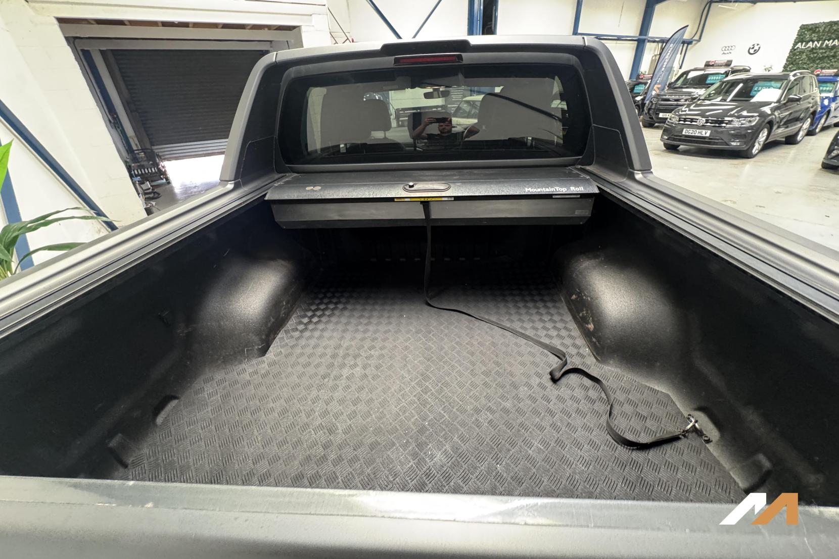 Volkswagen Amarok 3.0 TDI V6 BlueMotion Tech Aventura Pickup Double Cab 4dr Diesel Auto 4Motion Euro 6 (s/s) (224 ps)