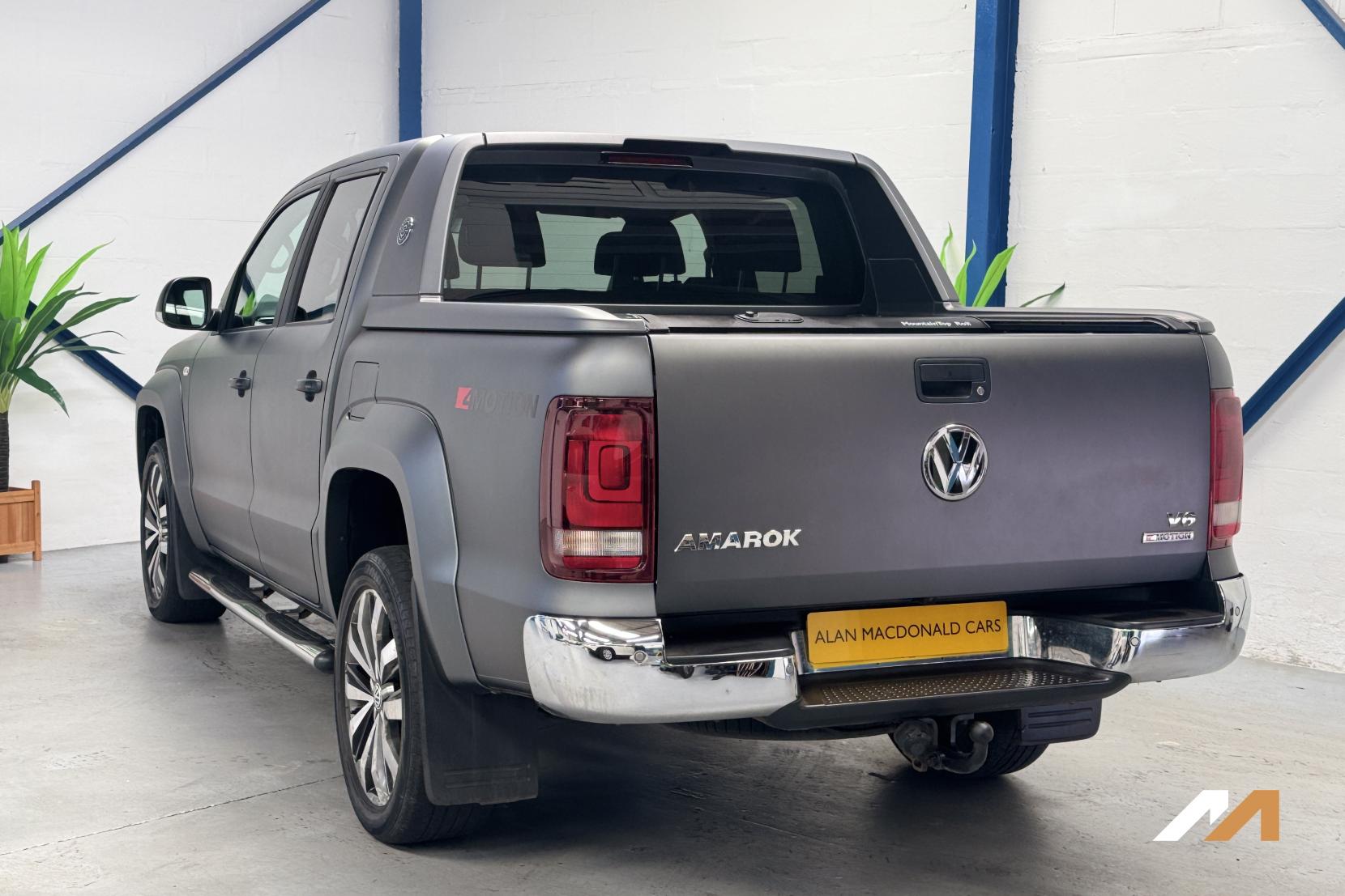 Volkswagen Amarok 3.0 TDI V6 BlueMotion Tech Aventura Pickup Double Cab 4dr Diesel Auto 4Motion Euro 6 (s/s) (224 ps)