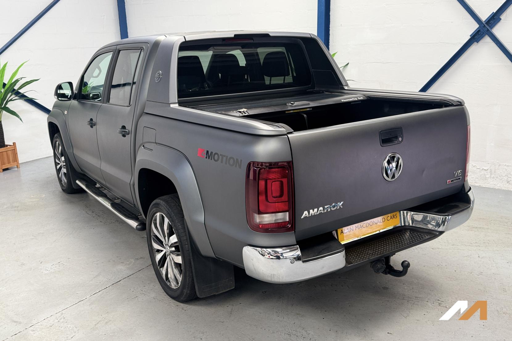 Volkswagen Amarok 3.0 TDI V6 BlueMotion Tech Aventura Pickup Double Cab 4dr Diesel Auto 4Motion Euro 6 (s/s) (224 ps)