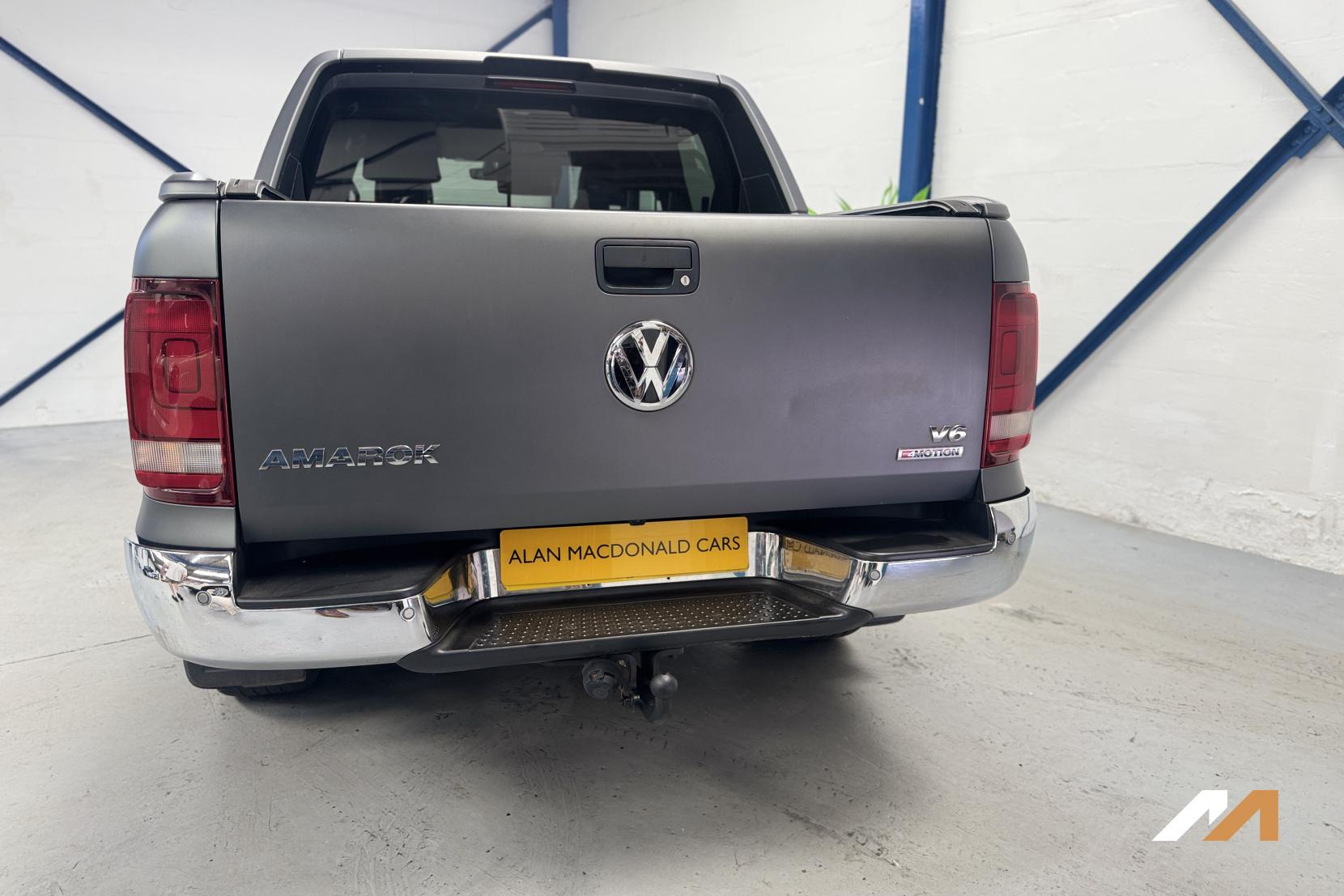 Volkswagen Amarok 3.0 TDI V6 BlueMotion Tech Aventura Pickup Double Cab 4dr Diesel Auto 4Motion Euro 6 (s/s) (224 ps)