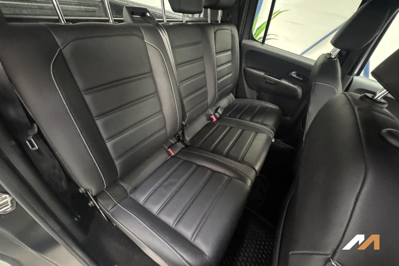 Volkswagen Amarok 3.0 TDI V6 BlueMotion Tech Aventura Pickup Double Cab 4dr Diesel Auto 4Motion Euro 6 (s/s) (224 ps)
