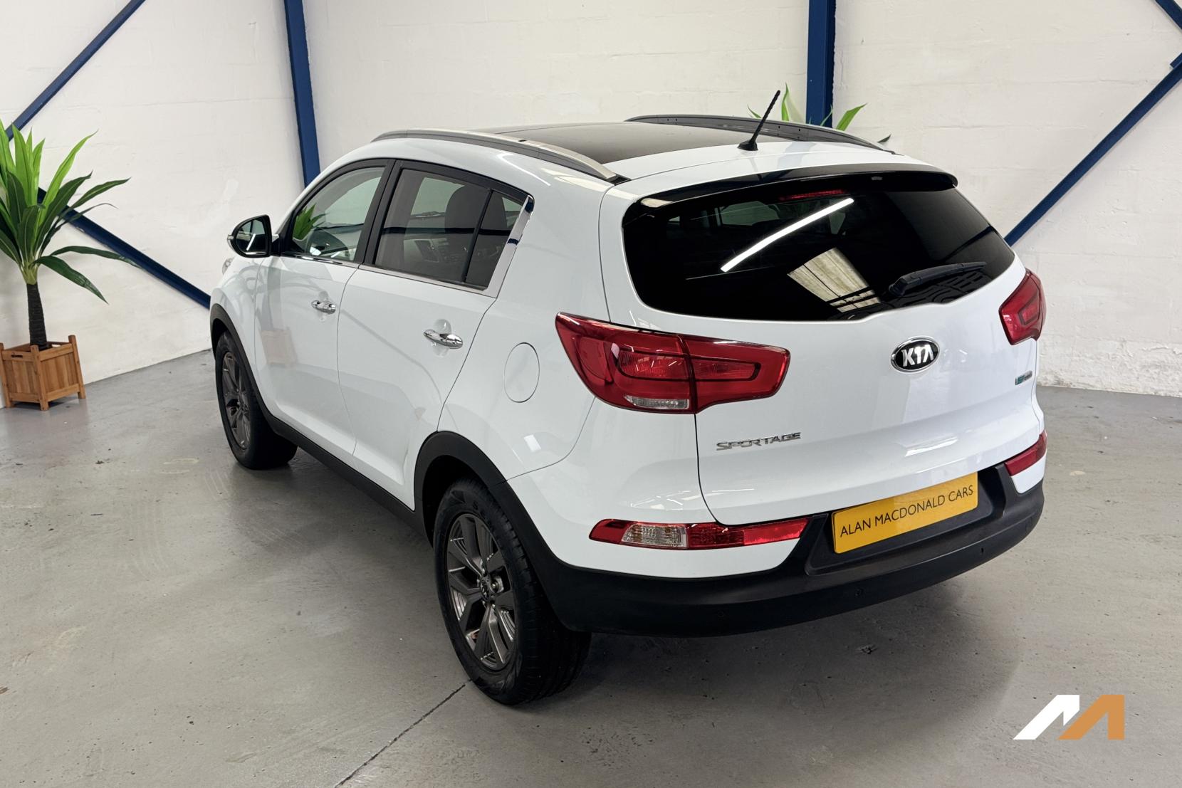 Kia Sportage 1.7 CRDi EcoDynamics 2 SUV 5dr Diesel Manual 2WD Euro 6 (s/s) (114 bhp)