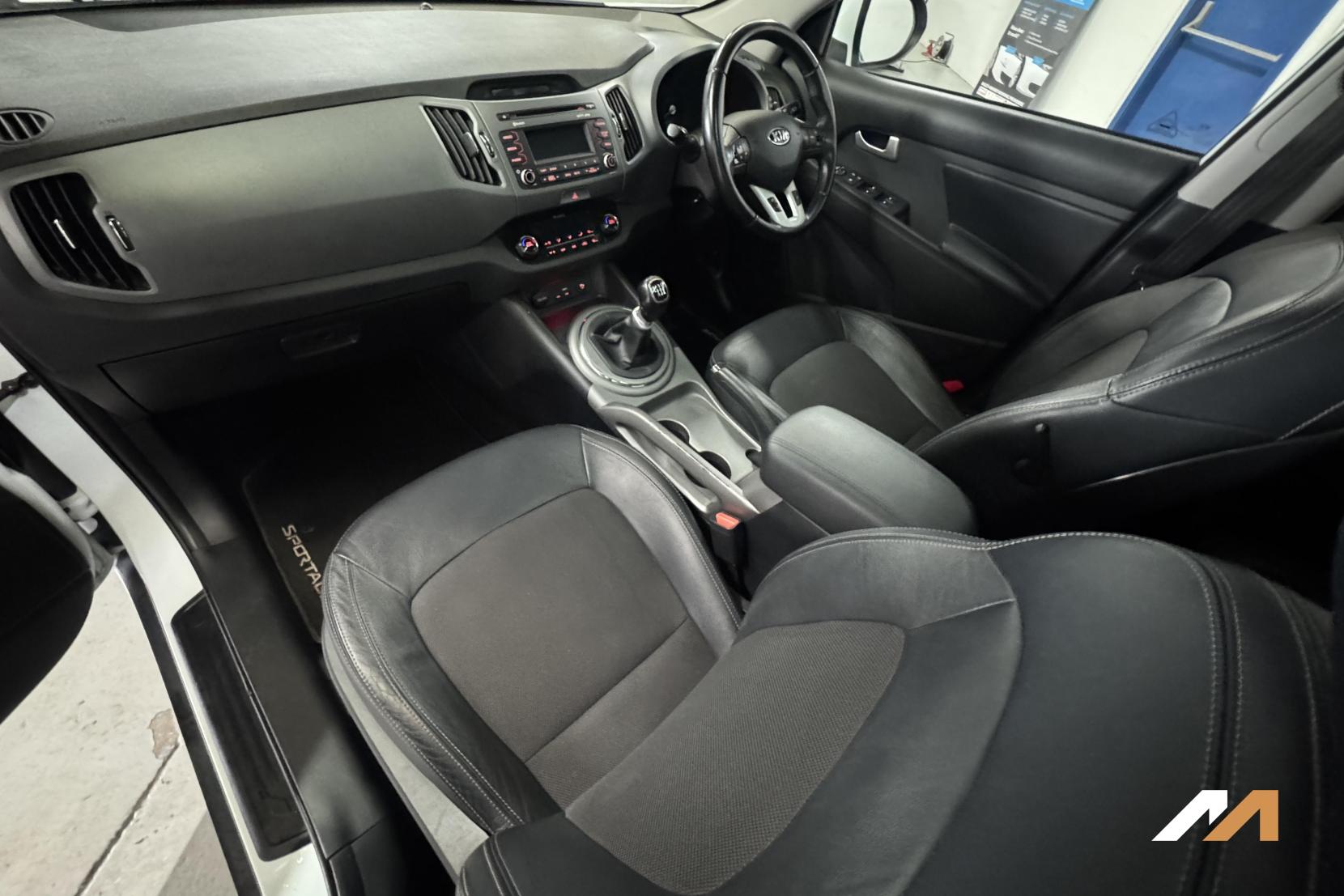 Kia Sportage 1.7 CRDi EcoDynamics 2 SUV 5dr Diesel Manual 2WD Euro 6 (s/s) (114 bhp)