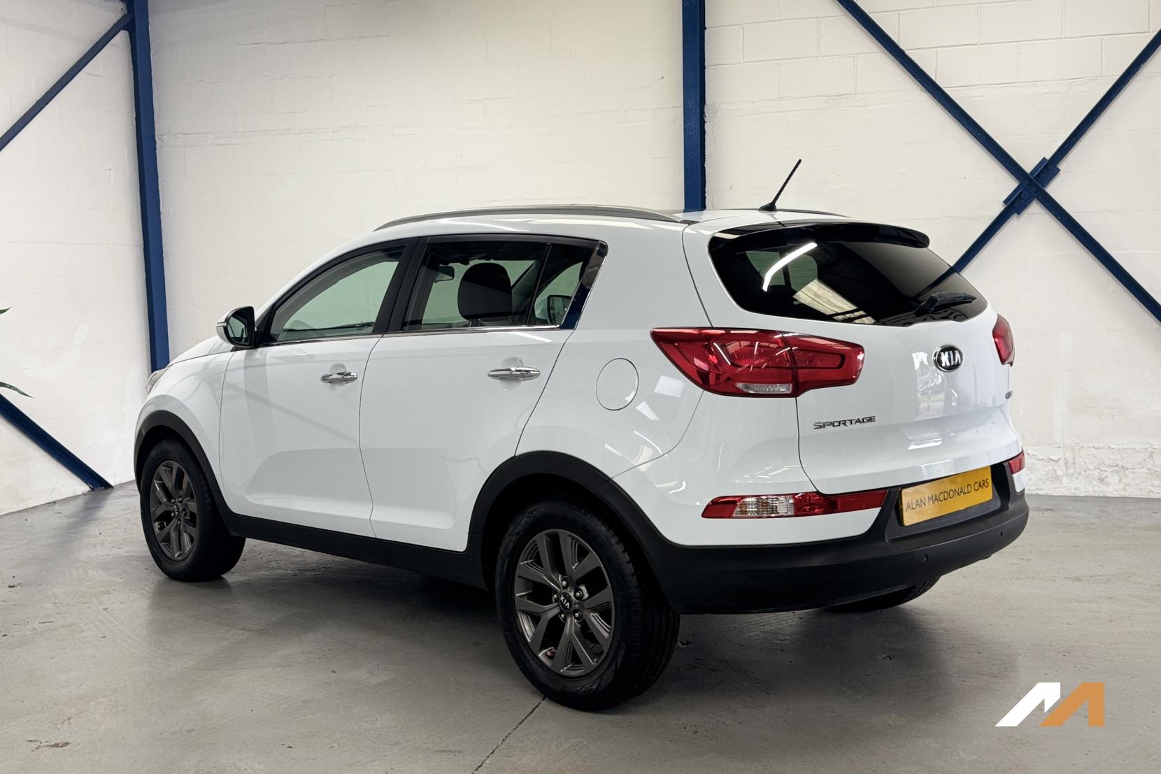 Kia Sportage 1.7 CRDi EcoDynamics 2 SUV 5dr Diesel Manual 2WD Euro 6 (s/s) (114 bhp)