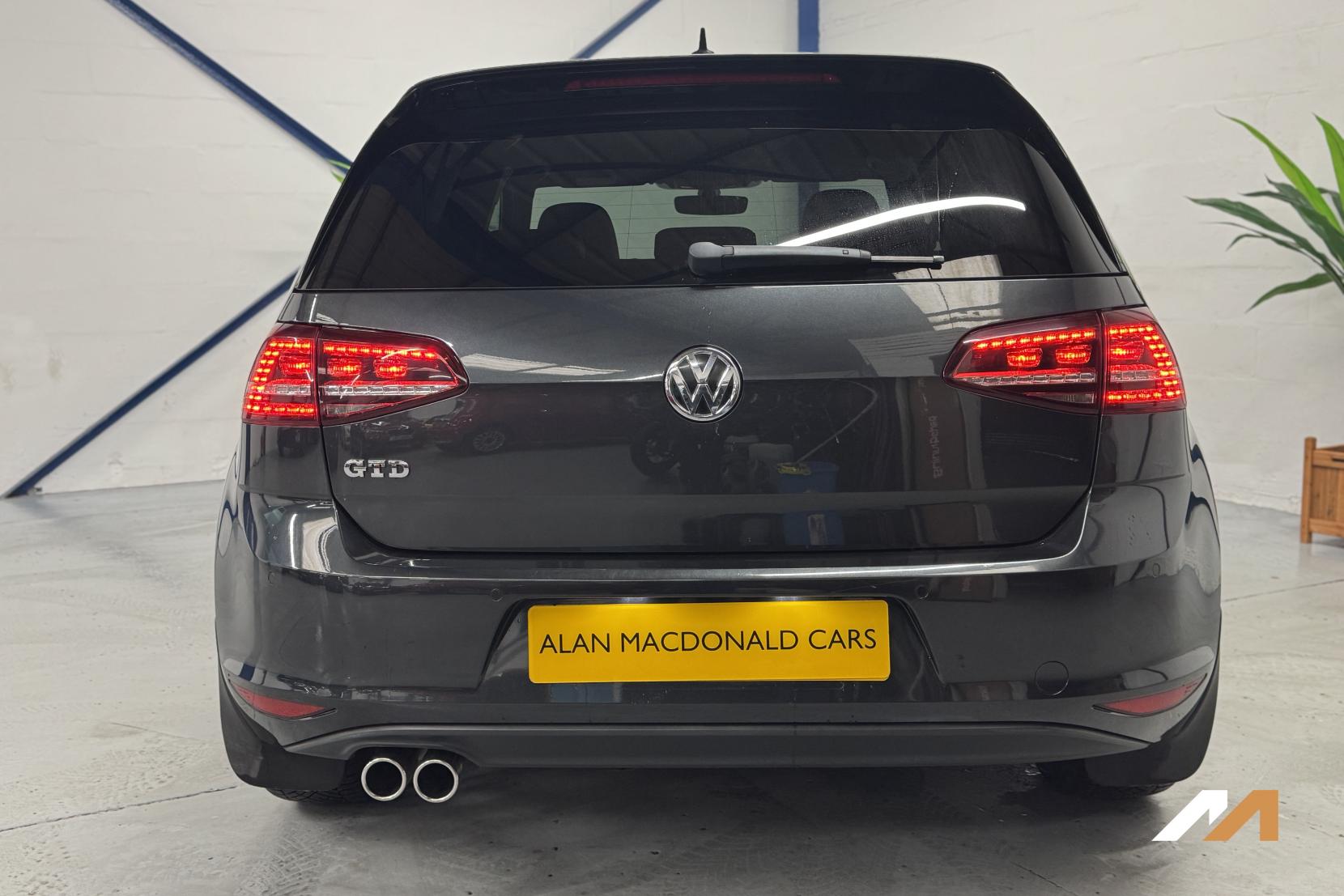 Volkswagen Golf 2.0 TDI BlueMotion Tech GTD Hatchback 5dr Diesel Manual Euro 6 (s/s) (184 ps)