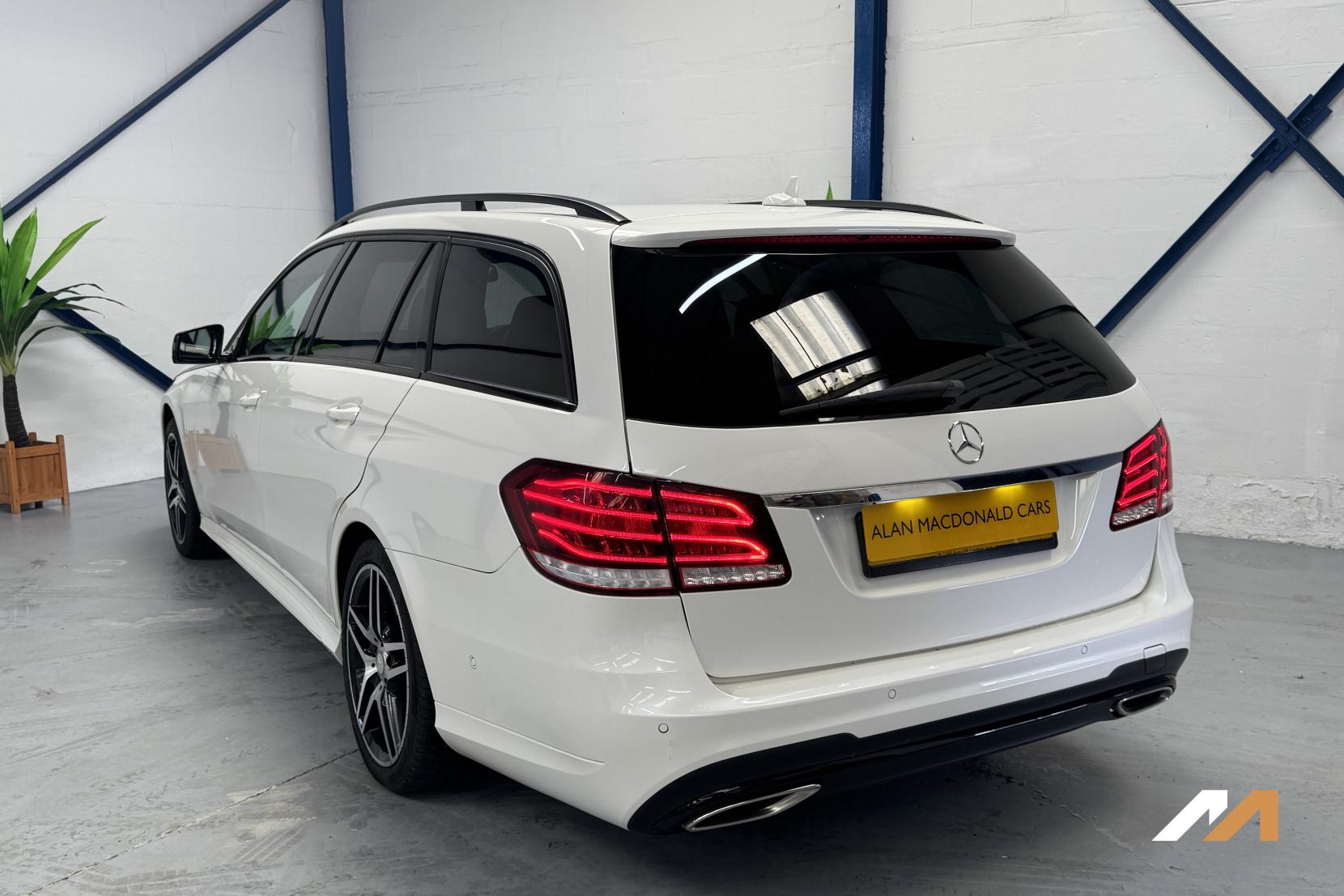Mercedes-Benz E Class 2.1 E220 BlueTEC AMG Night Edition Estate 5dr Diesel G-Tronic+ Euro 6 (s/s) (177 ps)