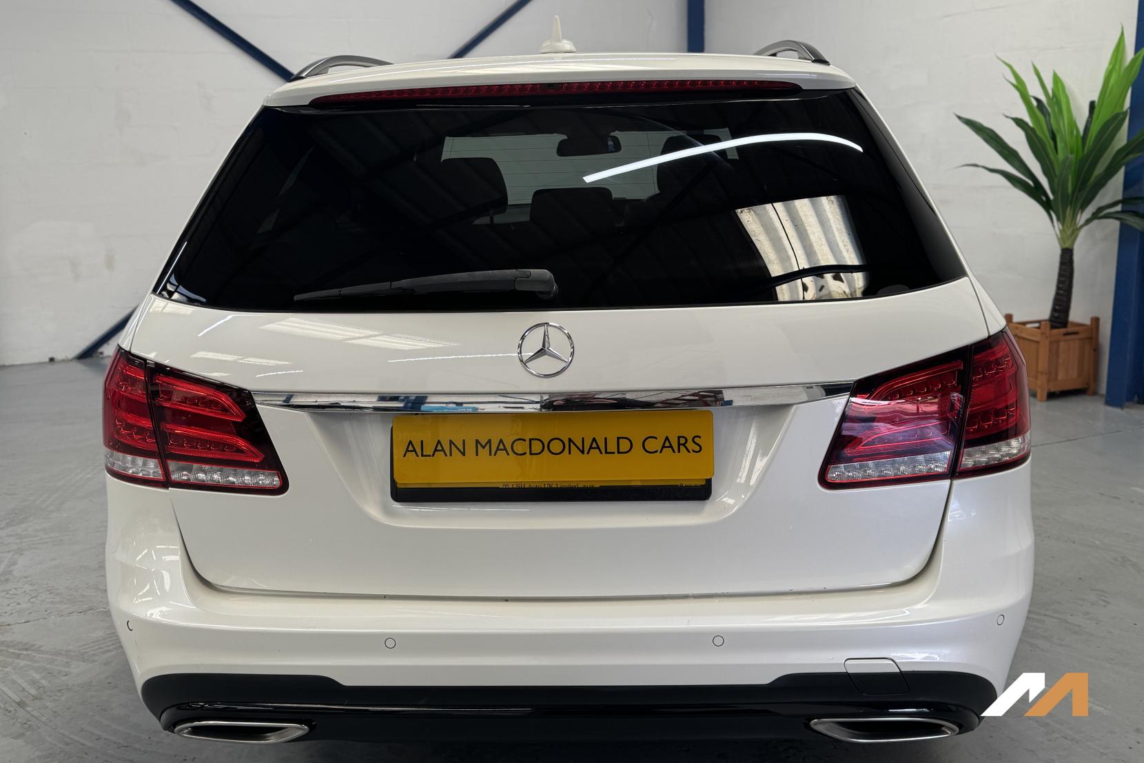 Mercedes-Benz E Class 2.1 E220 BlueTEC AMG Night Edition Estate 5dr Diesel G-Tronic+ Euro 6 (s/s) (177 ps)