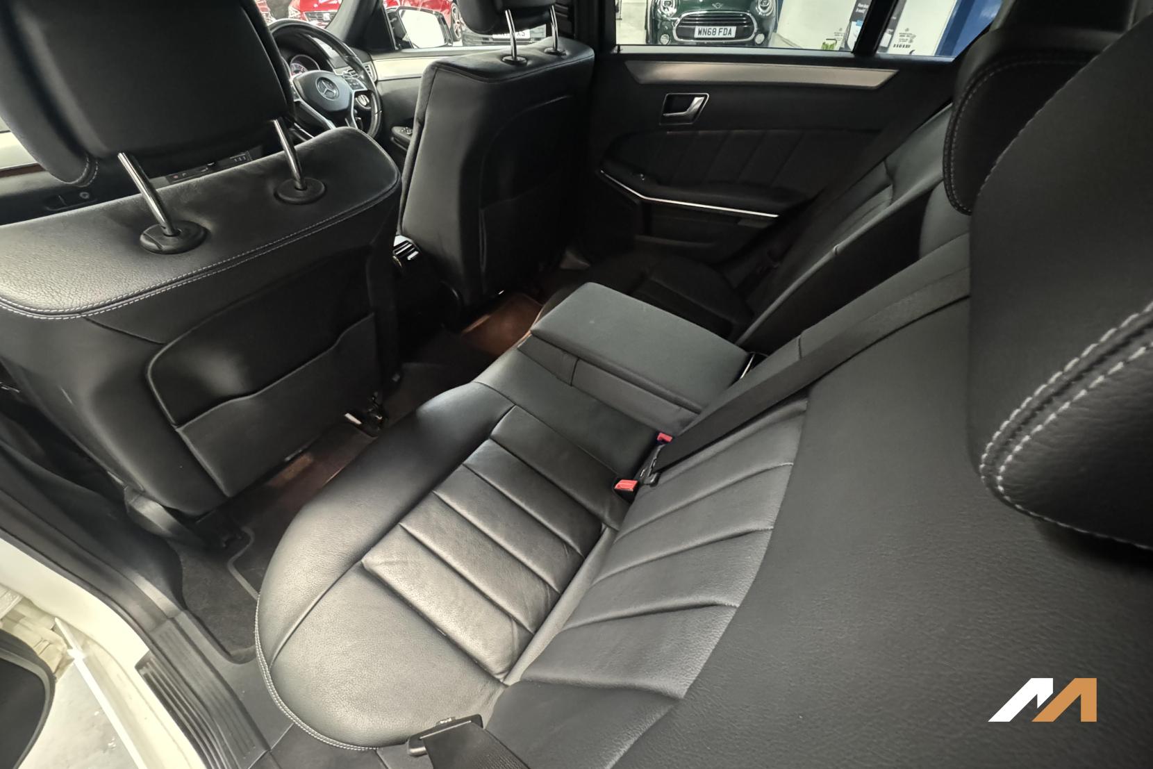 Mercedes-Benz E Class 2.1 E220 BlueTEC AMG Night Edition Estate 5dr Diesel G-Tronic+ Euro 6 (s/s) (177 ps)