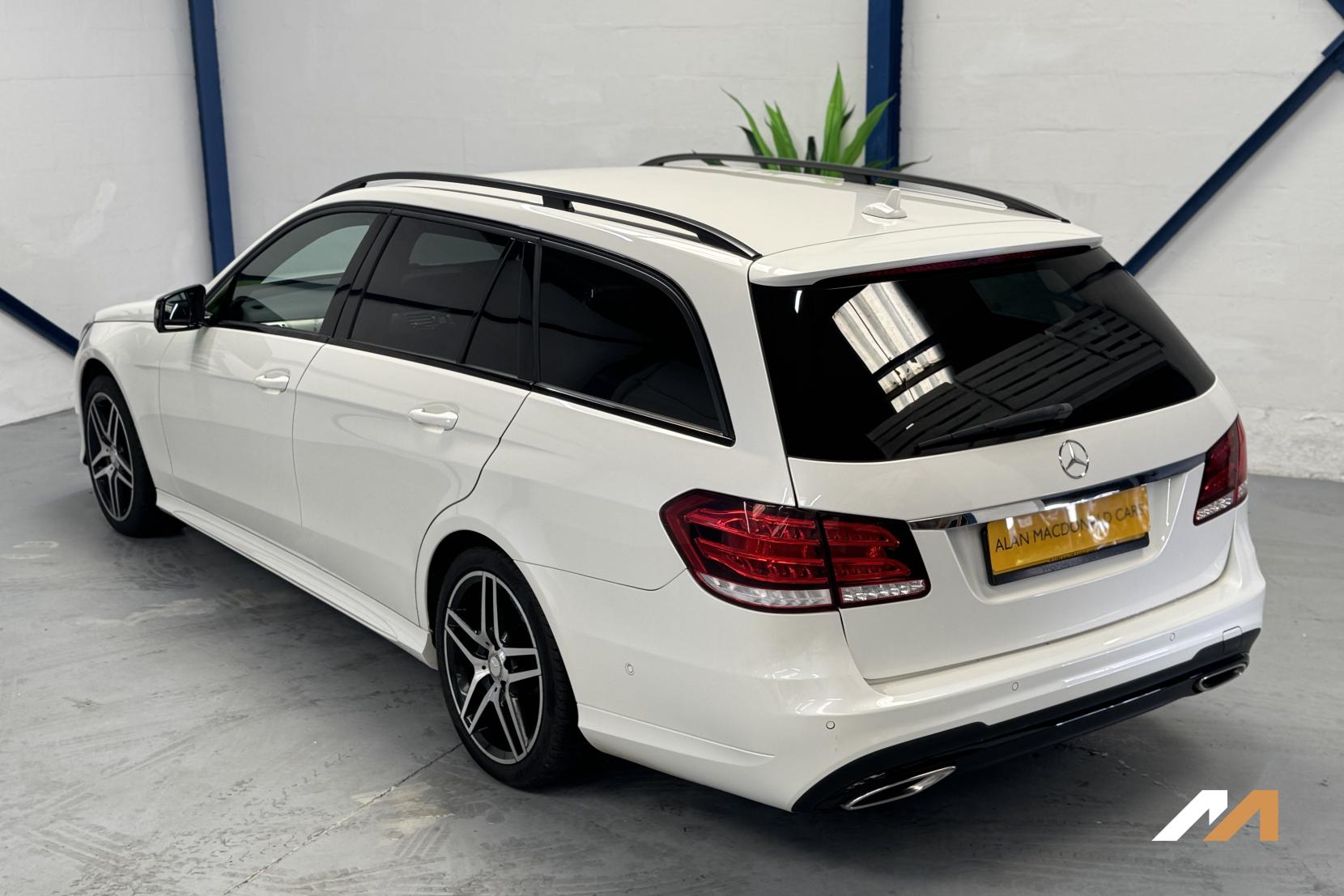 Mercedes-Benz E Class 2.1 E220 BlueTEC AMG Night Edition Estate 5dr Diesel G-Tronic+ Euro 6 (s/s) (177 ps)