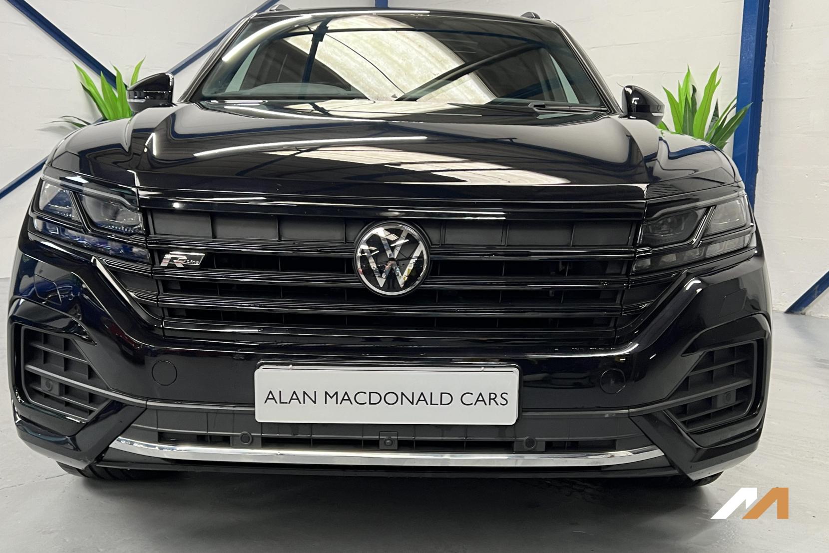 Volkswagen Touareg 3.0 TDI V6 Black Edition SUV 5dr Diesel Tiptronic 4Motion Euro 6 (s/s) (286 ps)