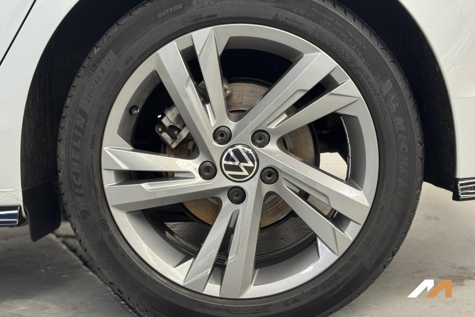 Volkswagen Golf 1.5 TSI R-Line Hatchback 5dr Petrol Manual Euro 6 (s/s) (130 ps)