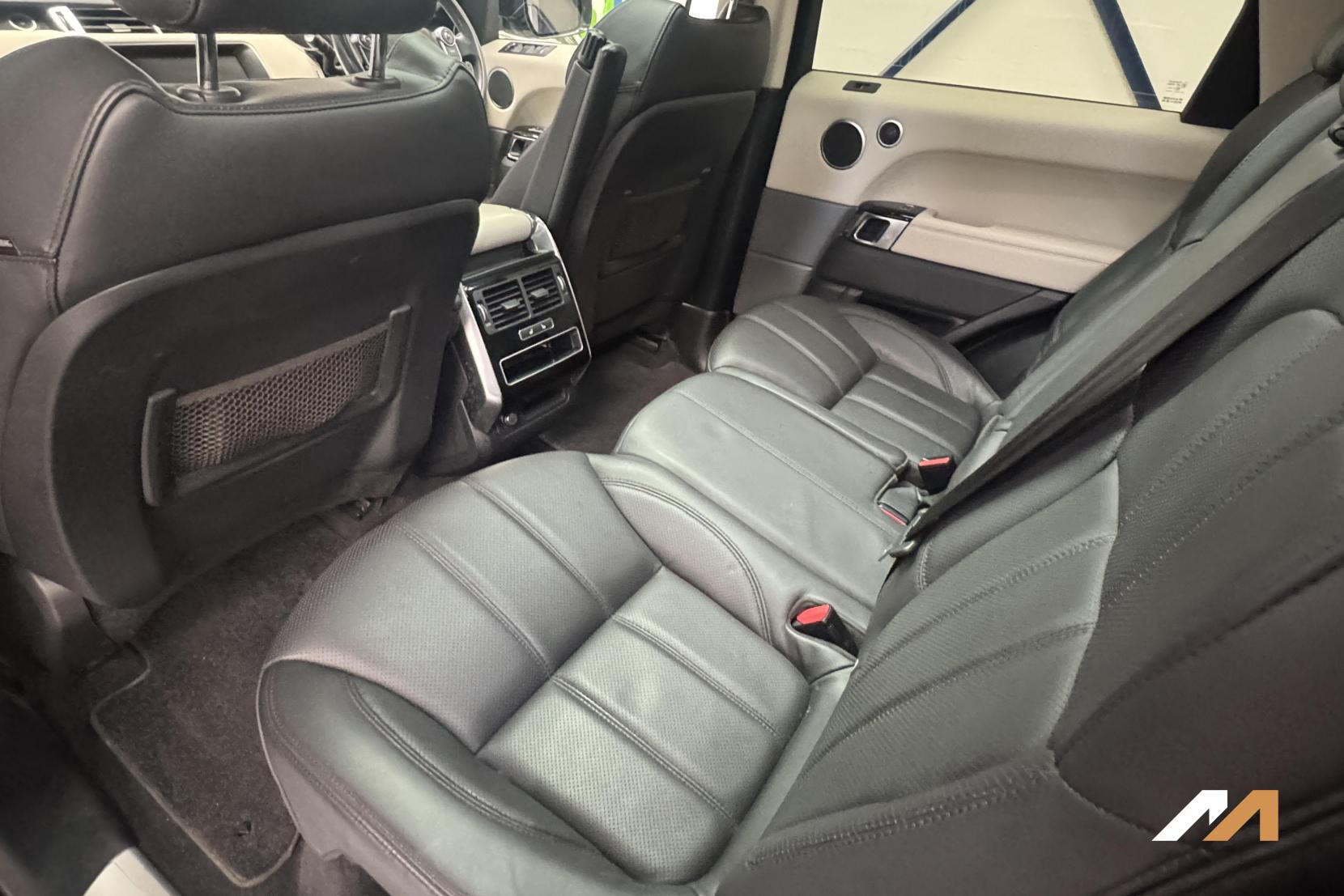 Land Rover Range Rover Sport 3.0 SD V6 HSE Dynamic SUV 5dr Diesel Auto 4WD Euro 6 (s/s) (306 ps)