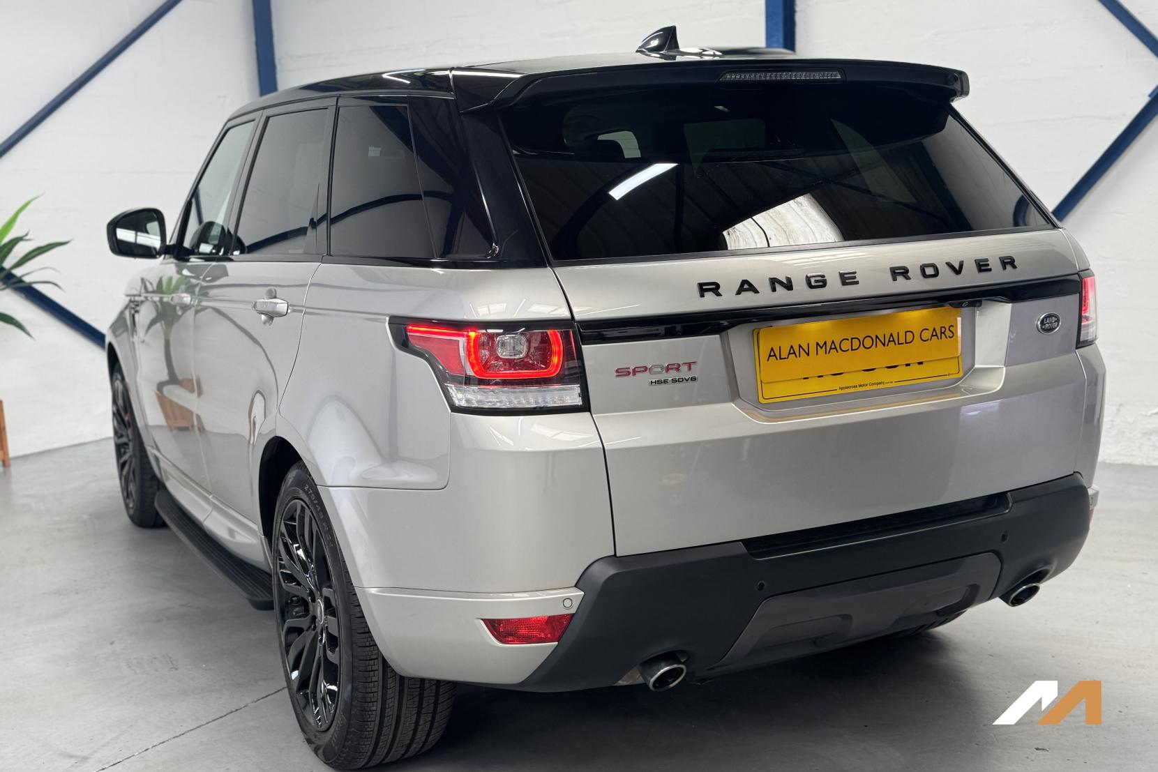 Land Rover Range Rover Sport 3.0 SD V6 HSE Dynamic SUV 5dr Diesel Auto 4WD Euro 6 (s/s) (306 ps)