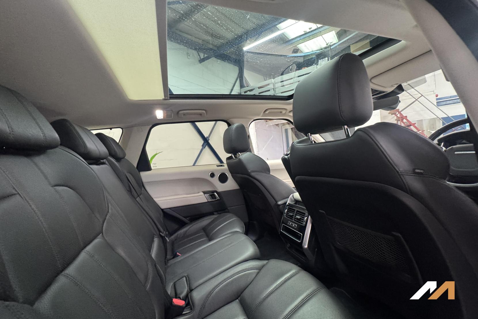 Land Rover Range Rover Sport 3.0 SD V6 HSE Dynamic SUV 5dr Diesel Auto 4WD Euro 6 (s/s) (306 ps)