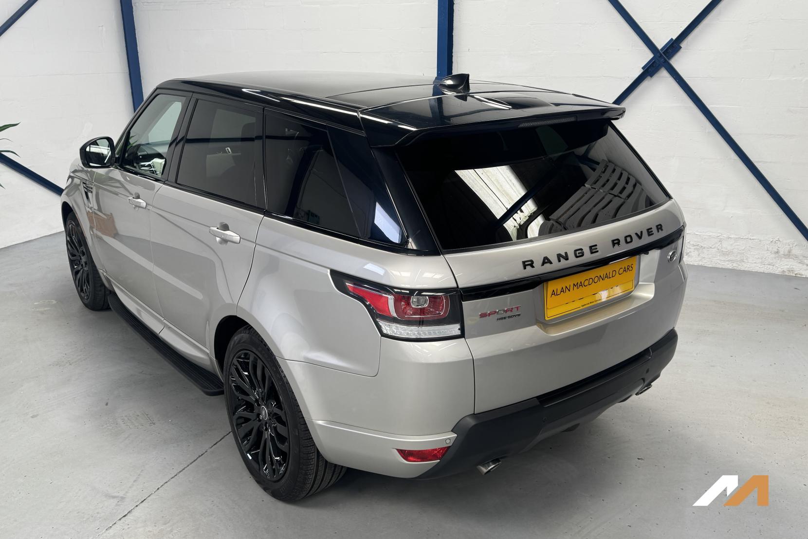 Land Rover Range Rover Sport 3.0 SD V6 HSE Dynamic SUV 5dr Diesel Auto 4WD Euro 6 (s/s) (306 ps)