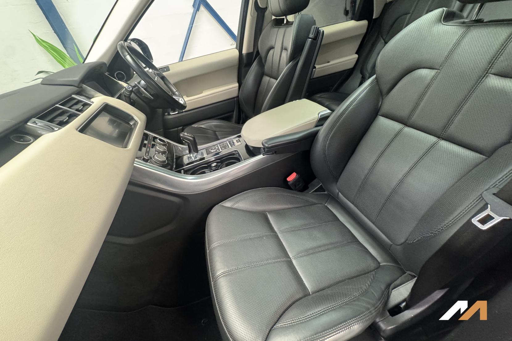 Land Rover Range Rover Sport 3.0 SD V6 HSE Dynamic SUV 5dr Diesel Auto 4WD Euro 6 (s/s) (306 ps)