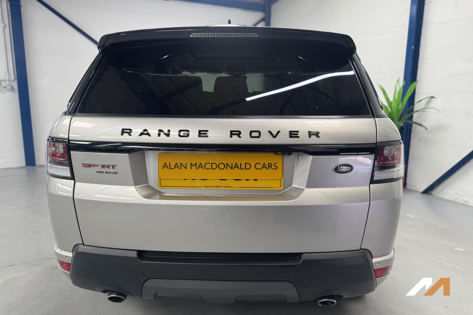 Land Rover Range Rover Sport 3.0 SD V6 HSE Dynamic SUV 5dr Diesel Auto 4WD Euro 6 (s/s) (306 ps)