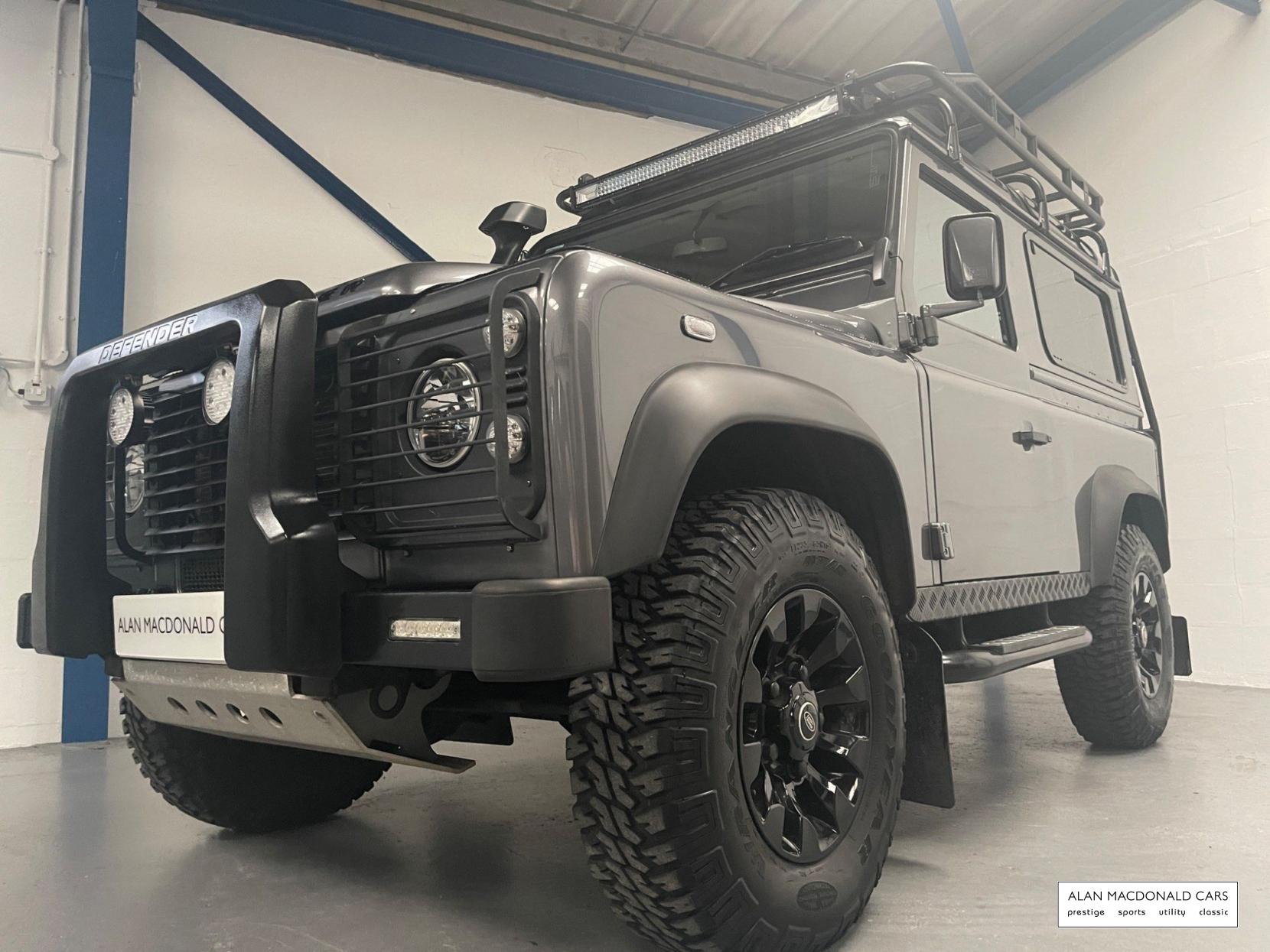 Land Rover Defender 90 2.2 TDCi Hard Top 4WD SWB Euro 5 3dr