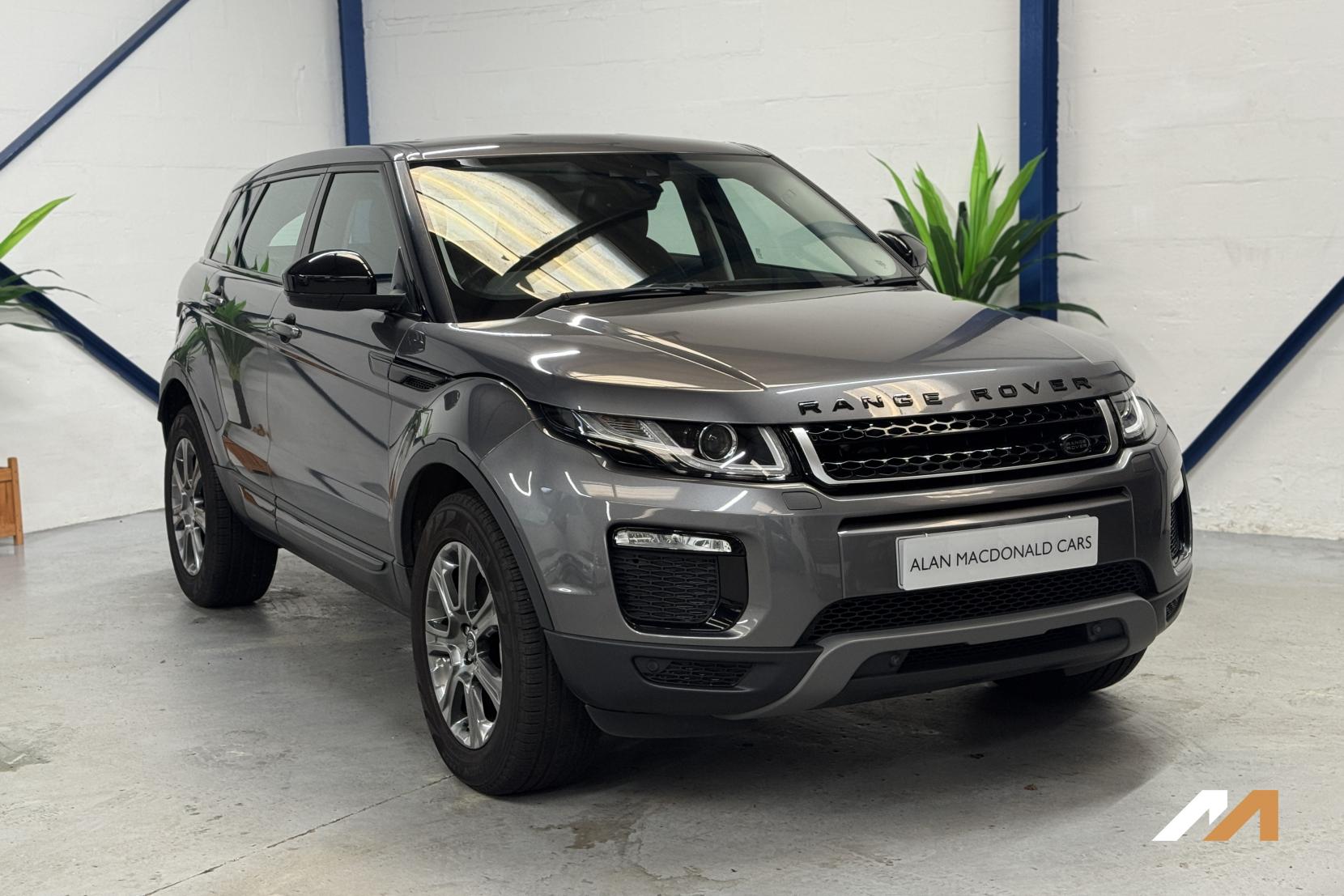 Land Rover Range Rover Evoque 2.0 TD4 SE Tech SUV 5dr Diesel Auto 4WD Euro 6 (s/s) (180 ps)