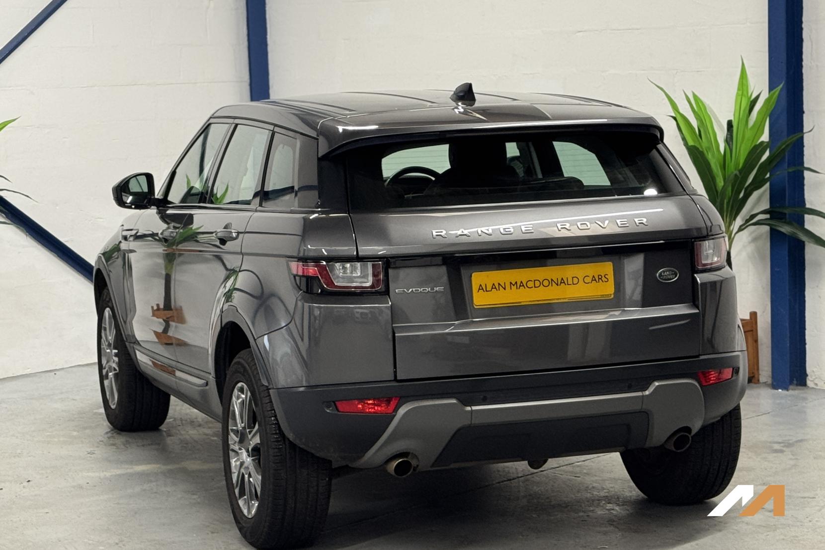 Land Rover Range Rover Evoque 2.0 TD4 SE Tech SUV 5dr Diesel Auto 4WD Euro 6 (s/s) (180 ps)