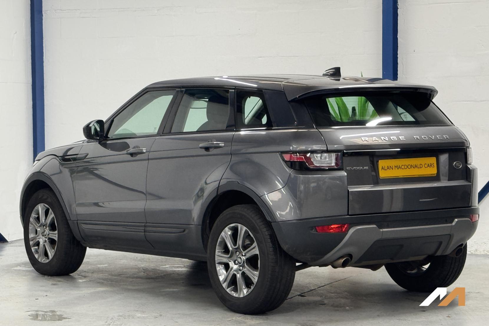 Land Rover Range Rover Evoque 2.0 TD4 SE Tech SUV 5dr Diesel Auto 4WD Euro 6 (s/s) (180 ps)
