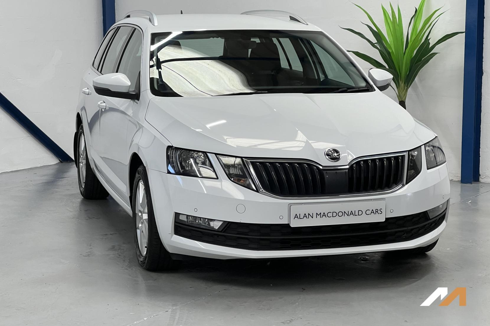 Skoda Octavia 1.6 TDI SE Technology Estate 5dr Diesel Manual Euro 6 (s/s) (115 ps)