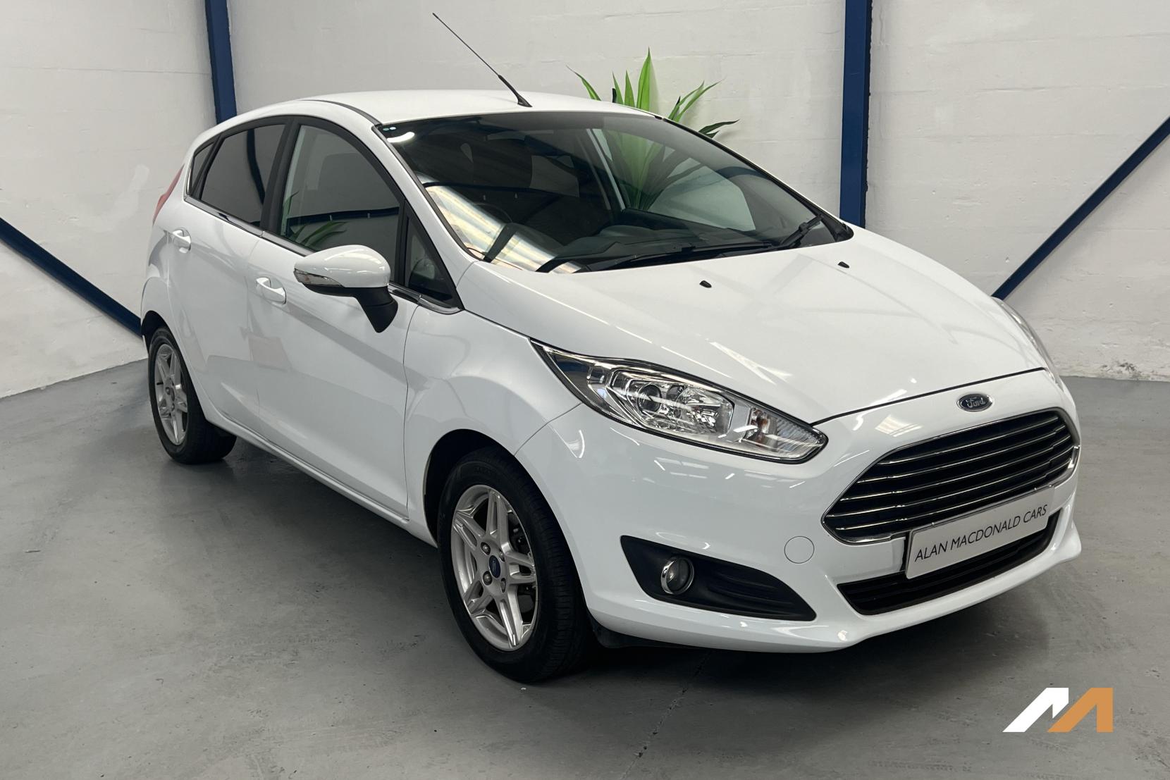 Ford Fiesta 1.25 Zetec Hatchback 5dr Petrol Manual Euro 5 (82 ps)