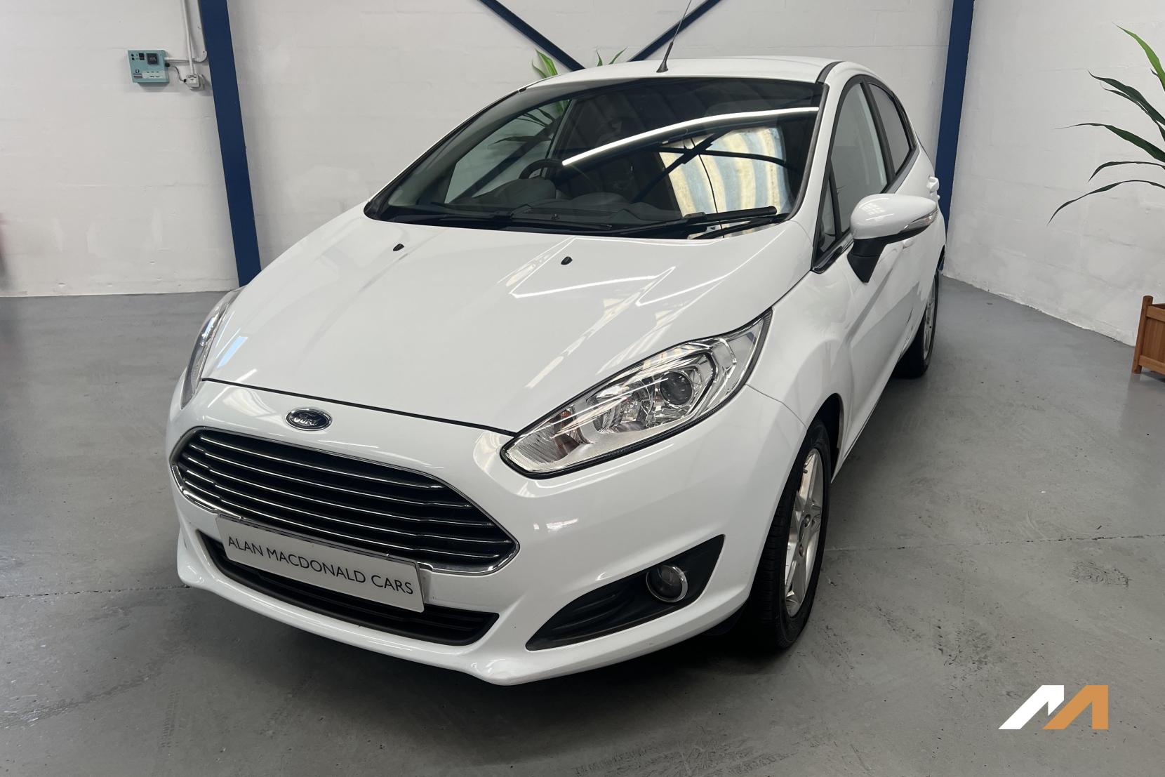 Ford Fiesta 1.25 Zetec Hatchback 5dr Petrol Manual Euro 5 (82 ps)