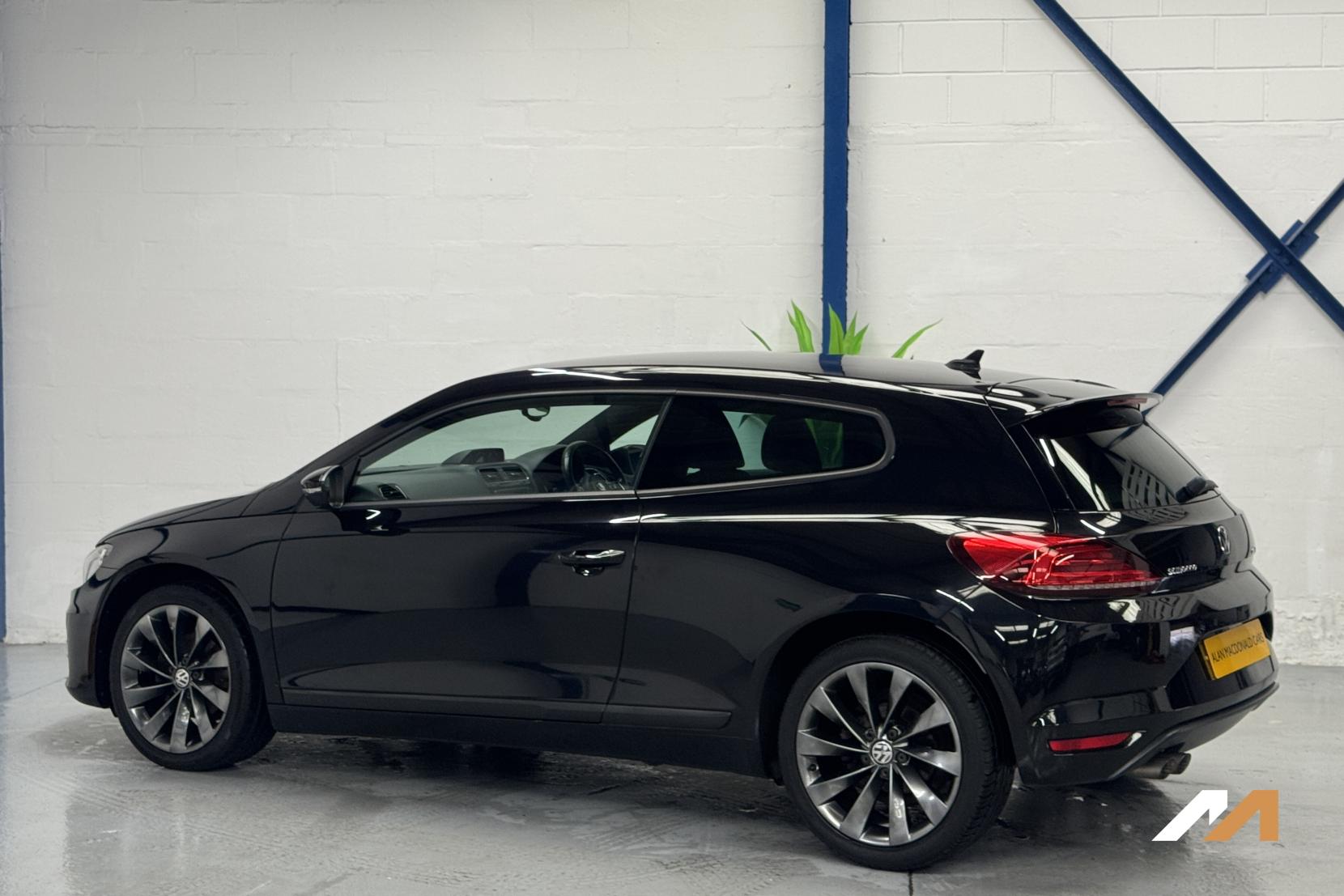 Volkswagen Scirocco 2.0 TDI BlueMotion Tech GT Hatchback 3dr Diesel Manual Euro 6 (s/s) (150 ps)