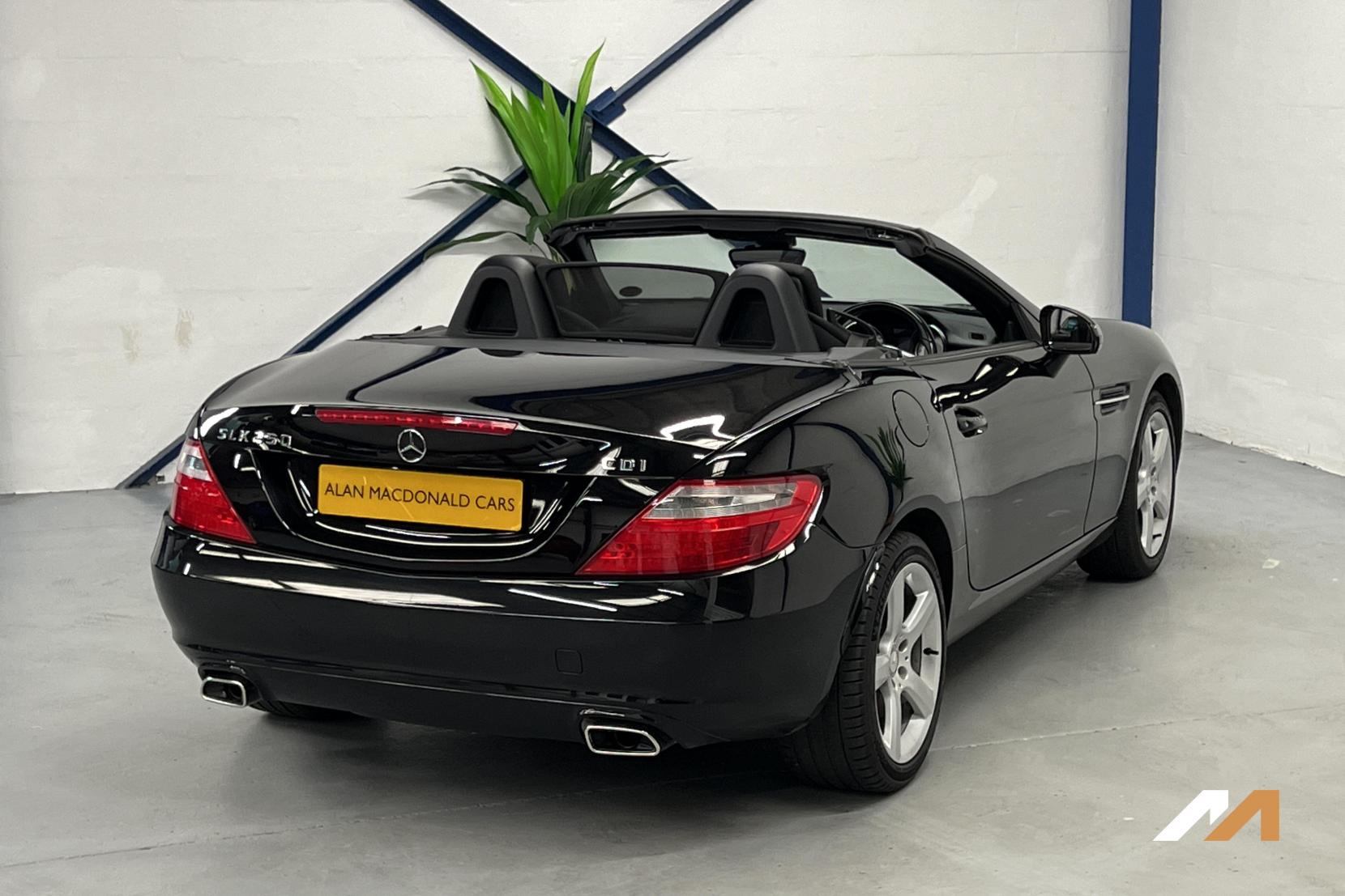 Mercedes-Benz SLK 2.1 SLK250 CDI Convertible 2dr Diesel G-Tronic+ Euro 5 (s/s) (204 ps)