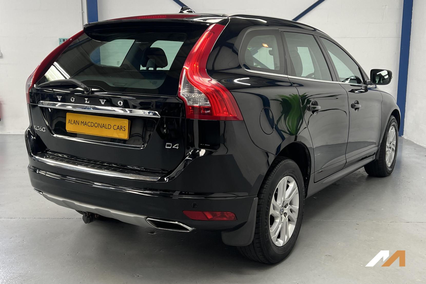 Volvo XC60 2.0 D4 SE Nav SUV 5dr Diesel Auto Euro 6 (s/s) (190 ps)