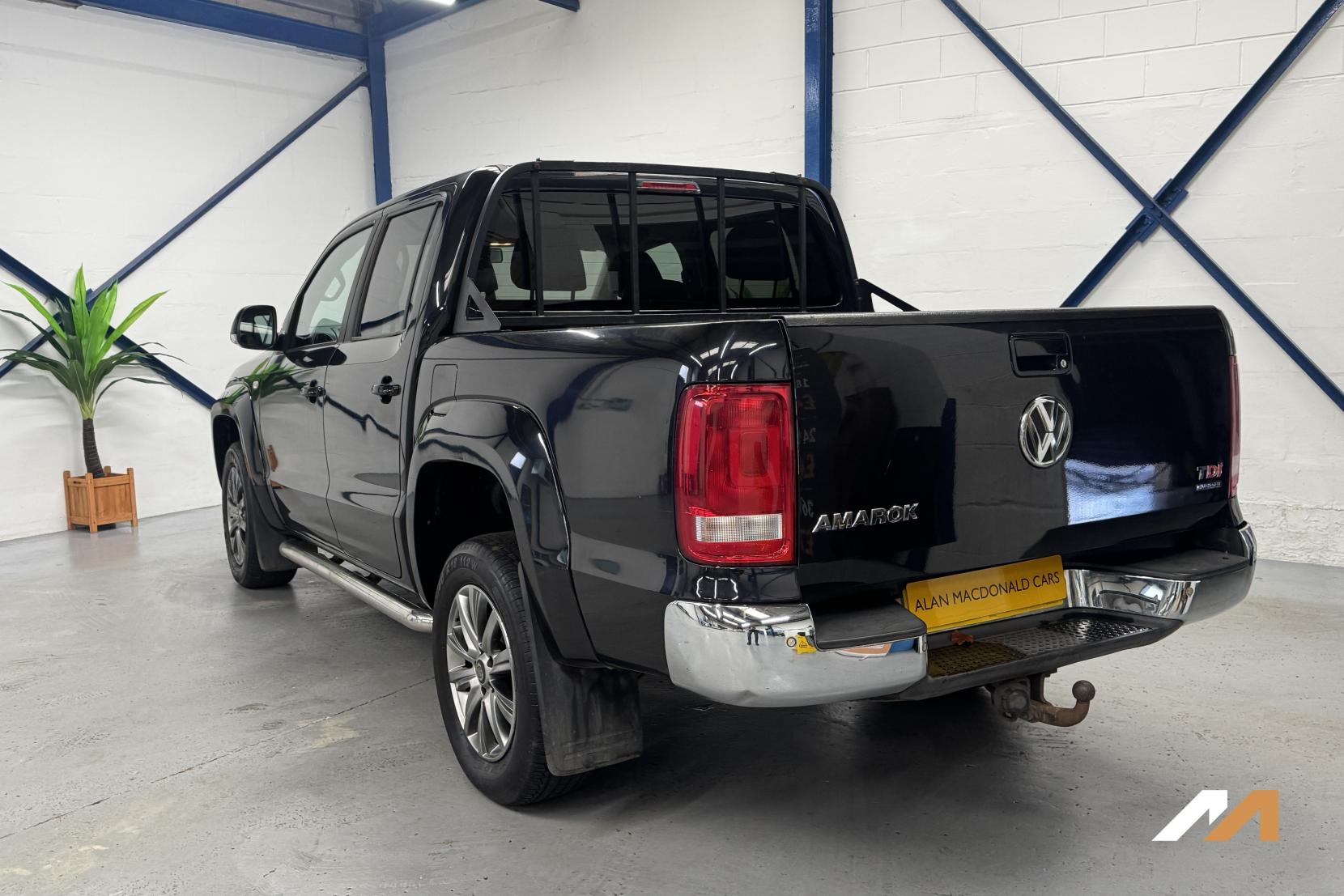 Volkswagen Amarok 2.0 BiTDI BlueMotion Tech Highline Pickup Double Cab 4dr Diesel Auto 4Motion Euro 5 (s/s) (180 ps)