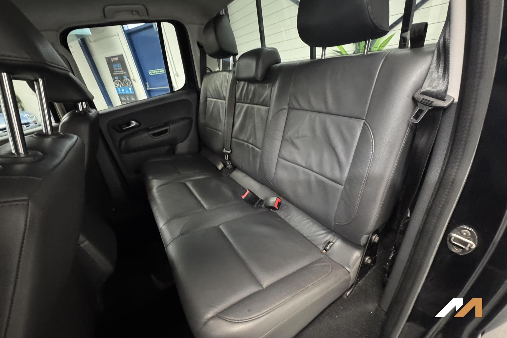 Volkswagen Amarok 2.0 BiTDI BlueMotion Tech Highline Pickup Double Cab 4dr Diesel Auto 4Motion Euro 5 (s/s) (180 ps)