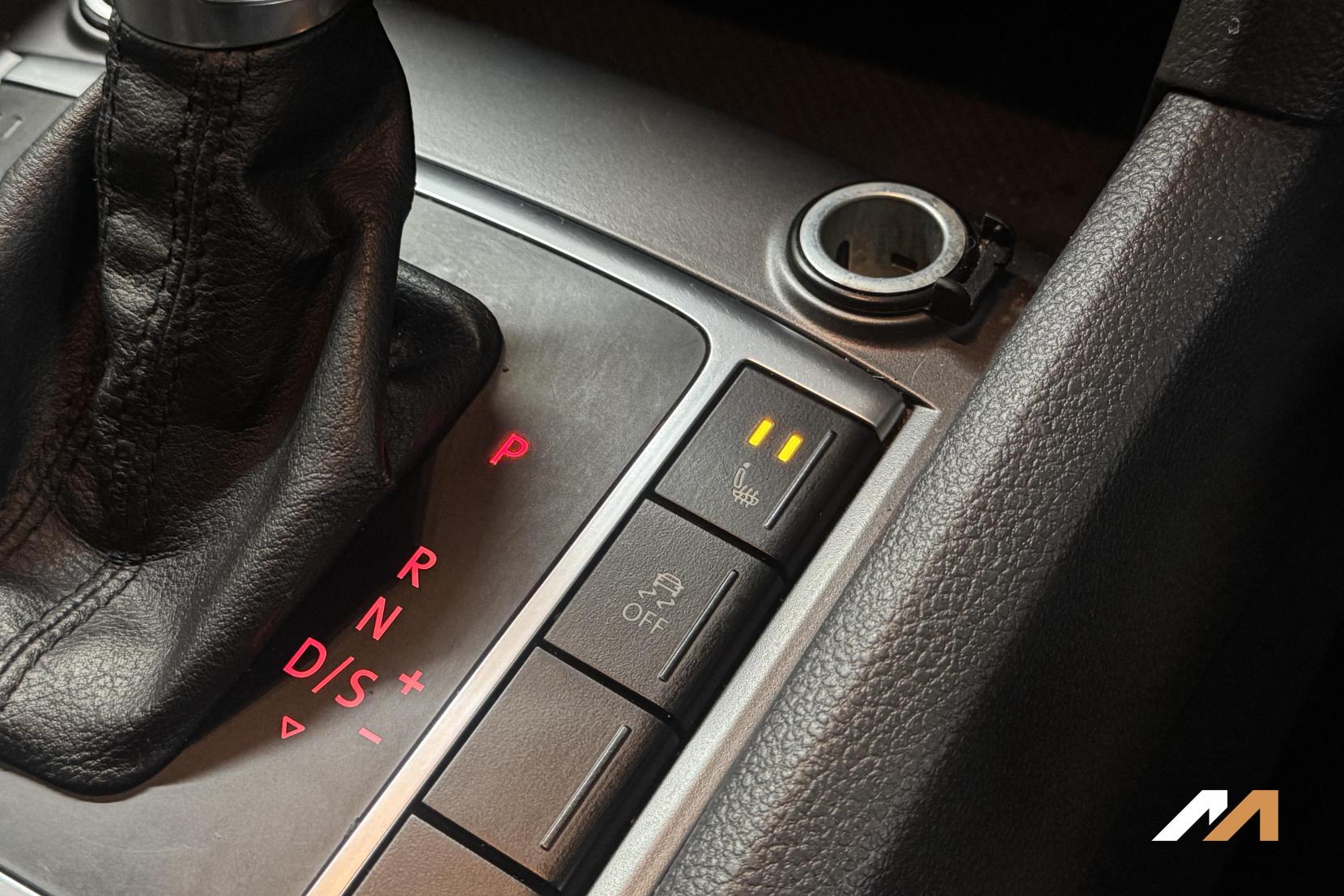 Volkswagen Amarok 2.0 BiTDI BlueMotion Tech Highline Pickup Double Cab 4dr Diesel Auto 4Motion Euro 5 (s/s) (180 ps)