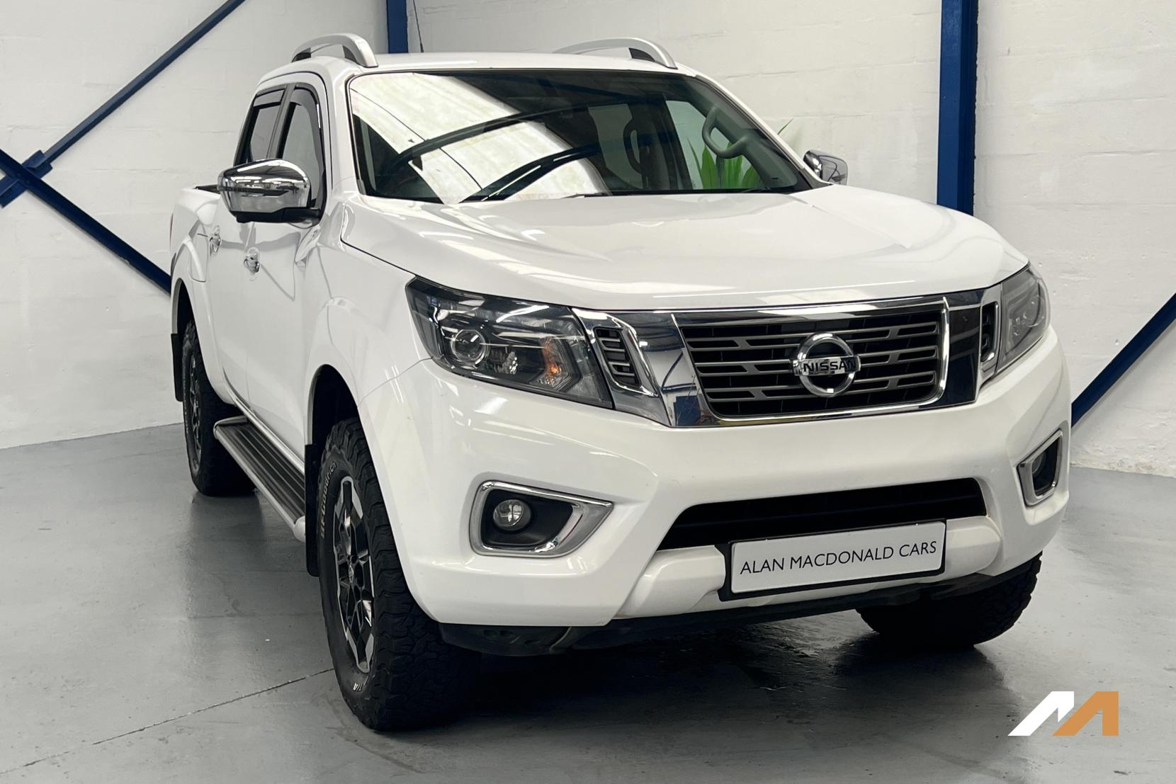 Nissan Navara 2.3 dCi Tekna Pickup 4dr Diesel Auto 4WD Euro 6 (190 ps)