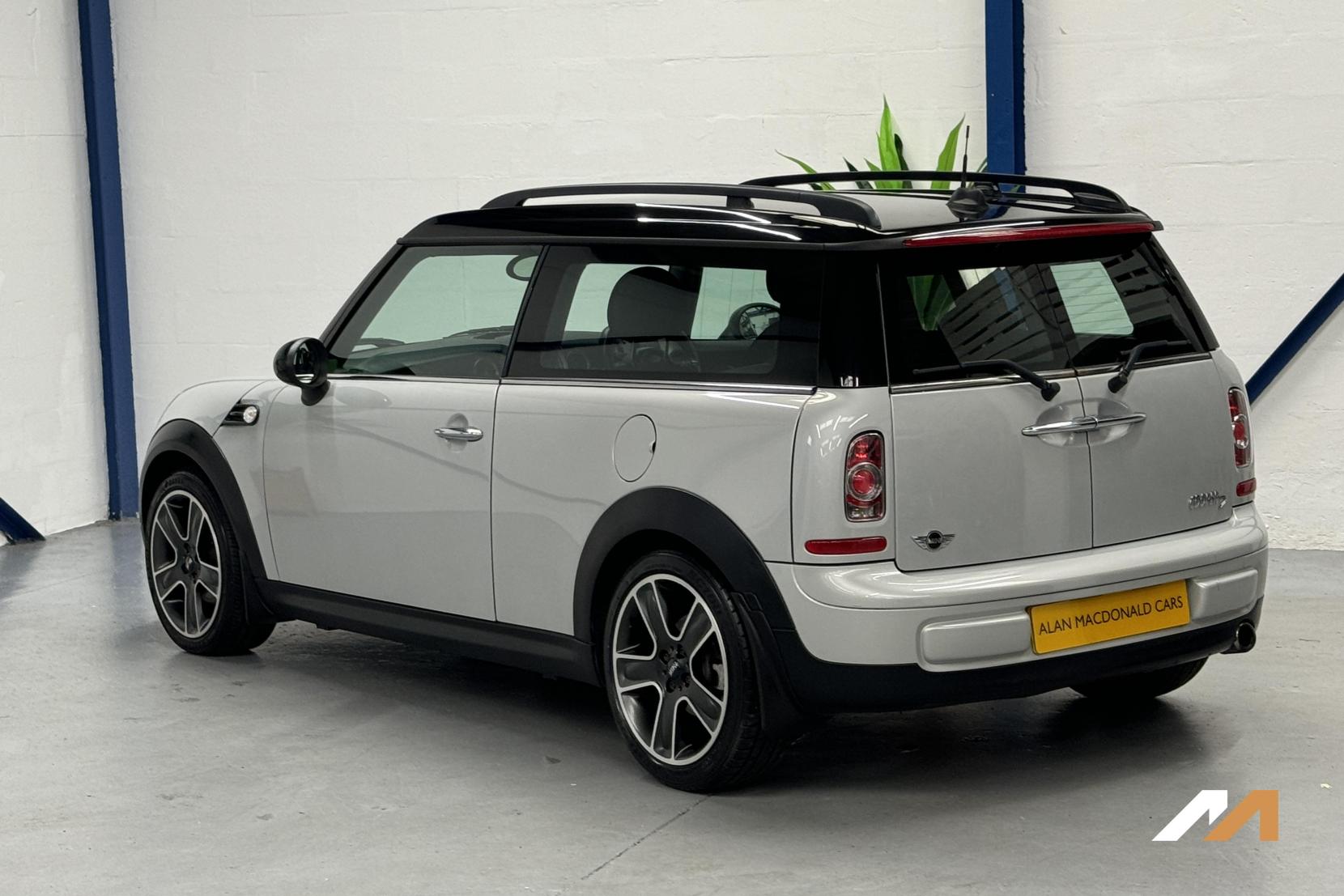 MINI Clubman 1.6 Cooper D Soho Estate 5dr Diesel Manual Euro 5 (s/s) (112 ps)