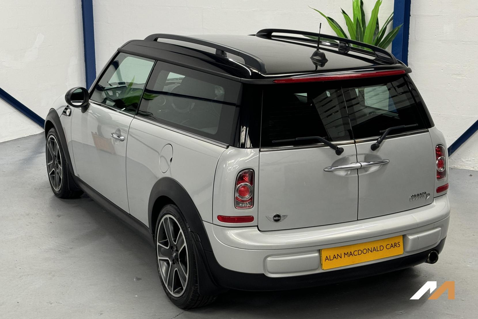 MINI Clubman 1.6 Cooper D Soho Estate 5dr Diesel Manual Euro 5 (s/s) (112 ps)