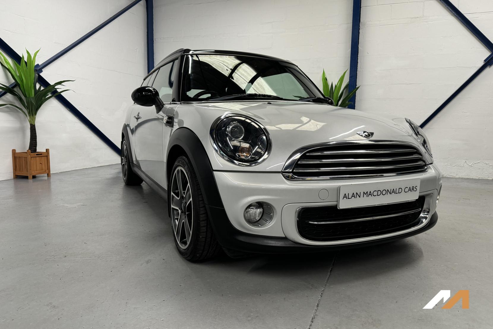 MINI Clubman 1.6 Cooper D Soho Estate 5dr Diesel Manual Euro 5 (s/s) (112 ps)