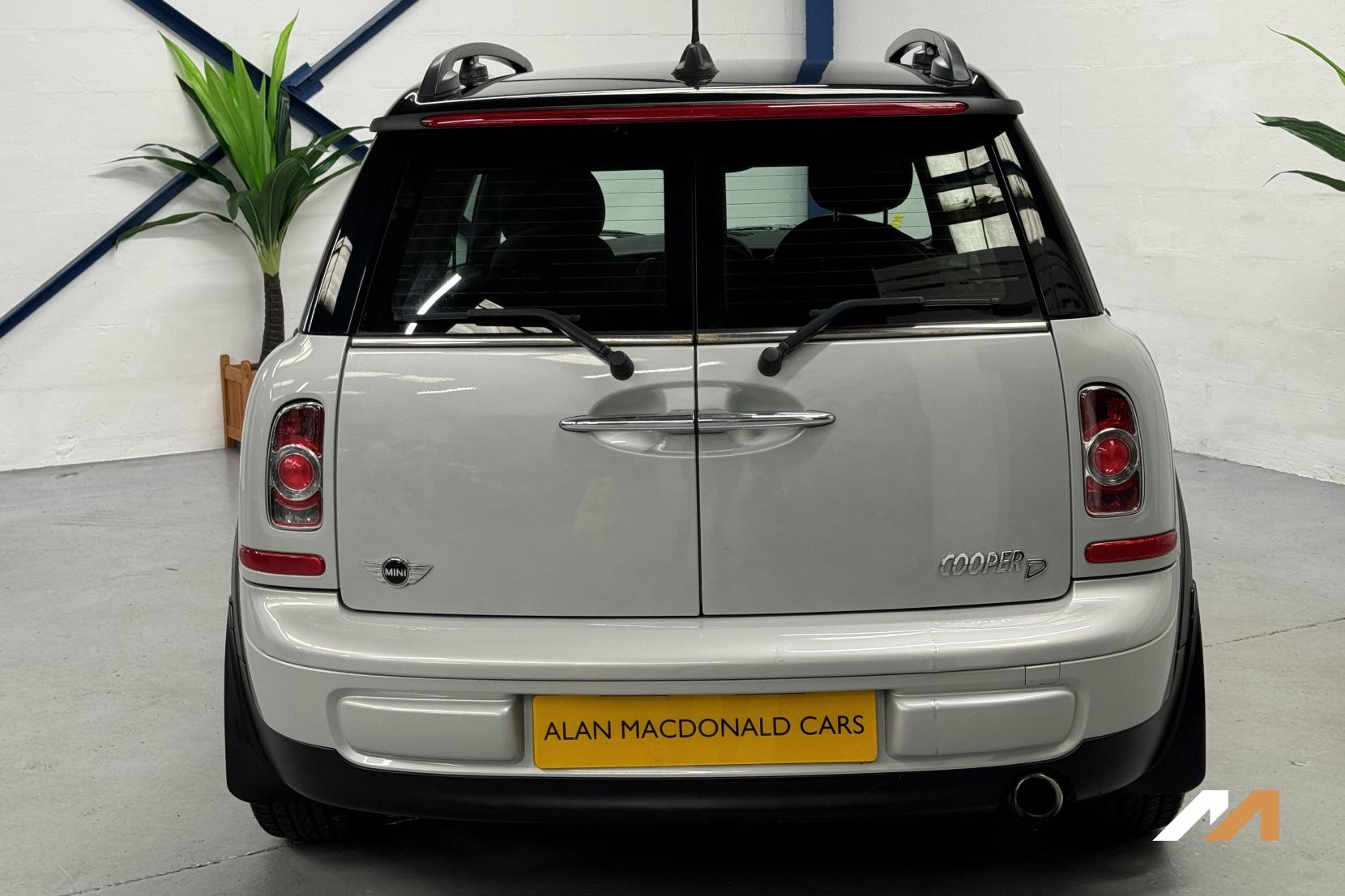 MINI Clubman 1.6 Cooper D Soho Estate 5dr Diesel Manual Euro 5 (s/s) (112 ps)