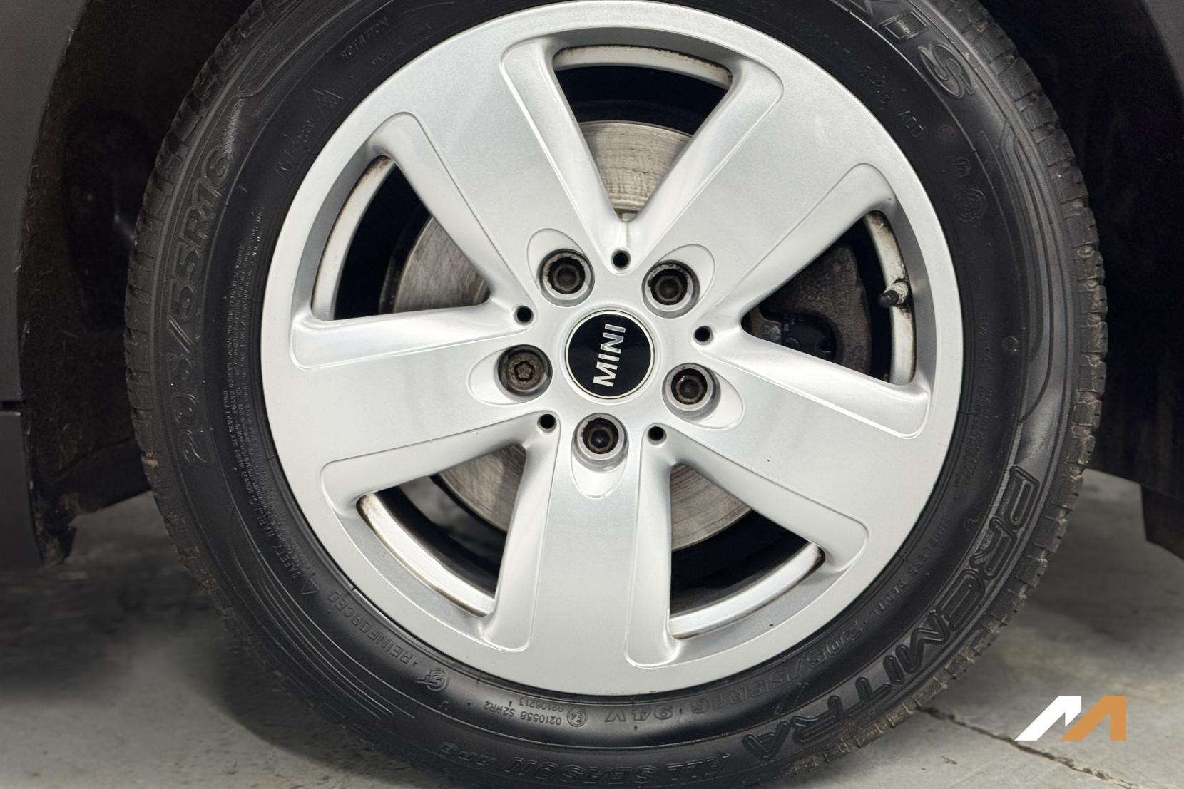 MINI Clubman 1.5 Cooper Estate 6dr Petrol Manual Euro 6 (s/s) (136 ps)