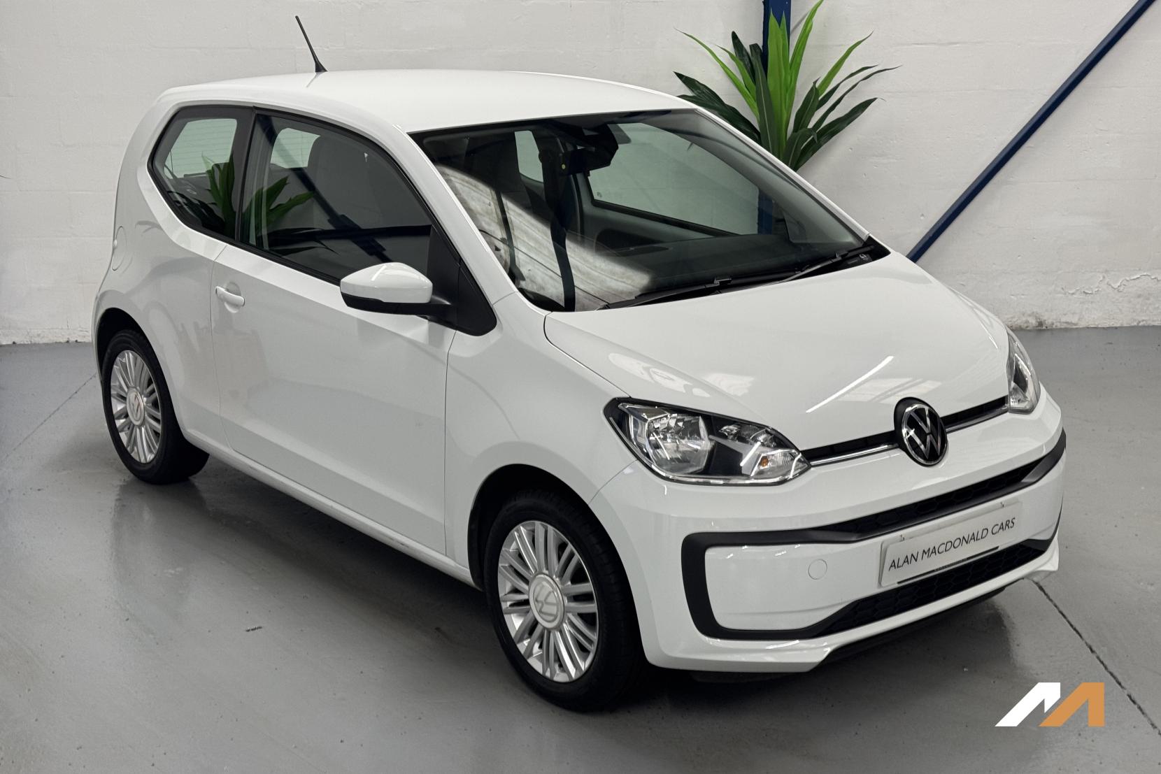 Volkswagen up! 1.0 up! Hatchback 3dr Petrol Manual Euro 6 (s/s) (65 ps)